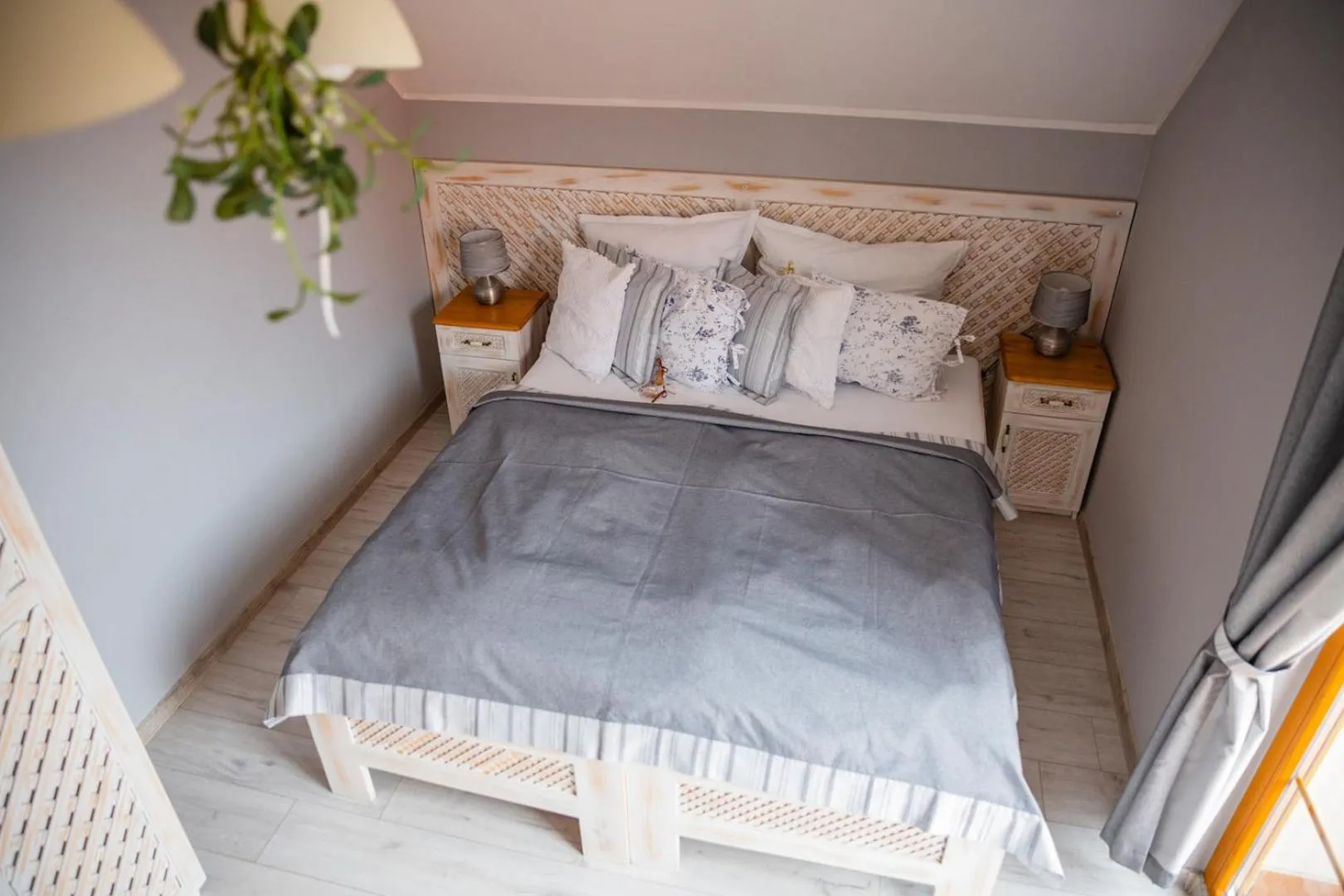 Bed in Karolowy Dwór - Mountain Spa & Relax