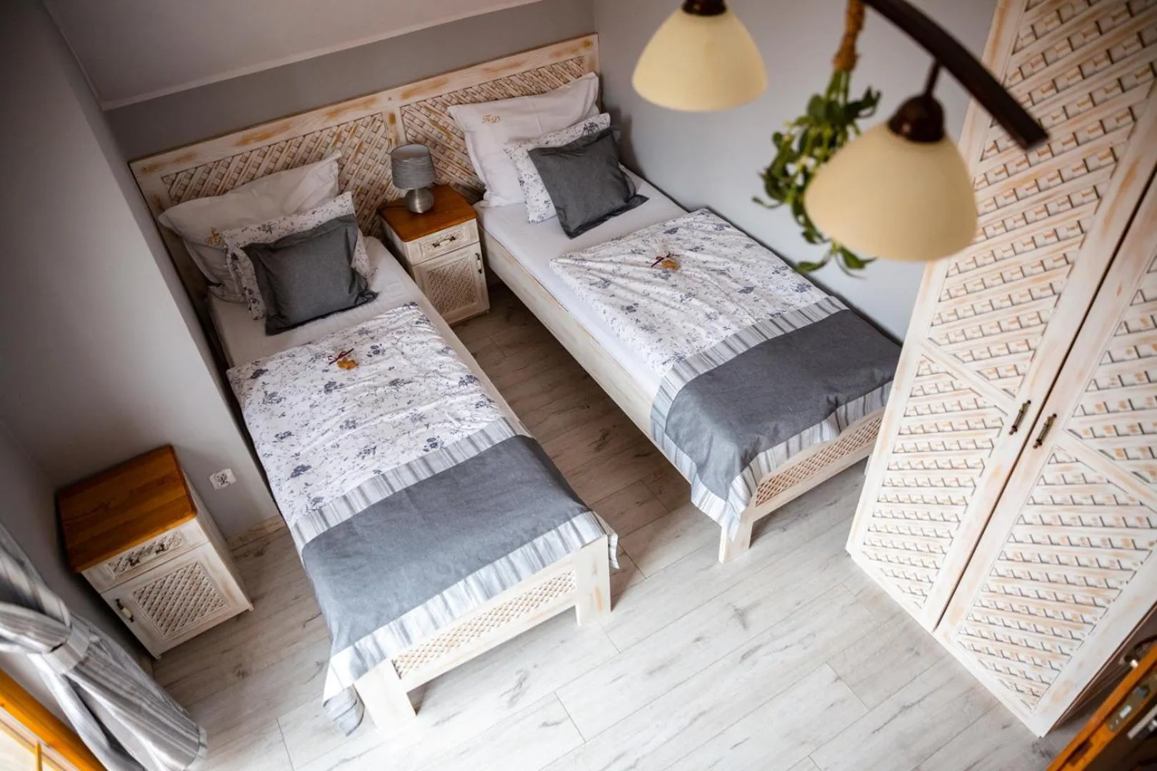 Bed in Karolowy Dwór - Mountain Spa & Relax