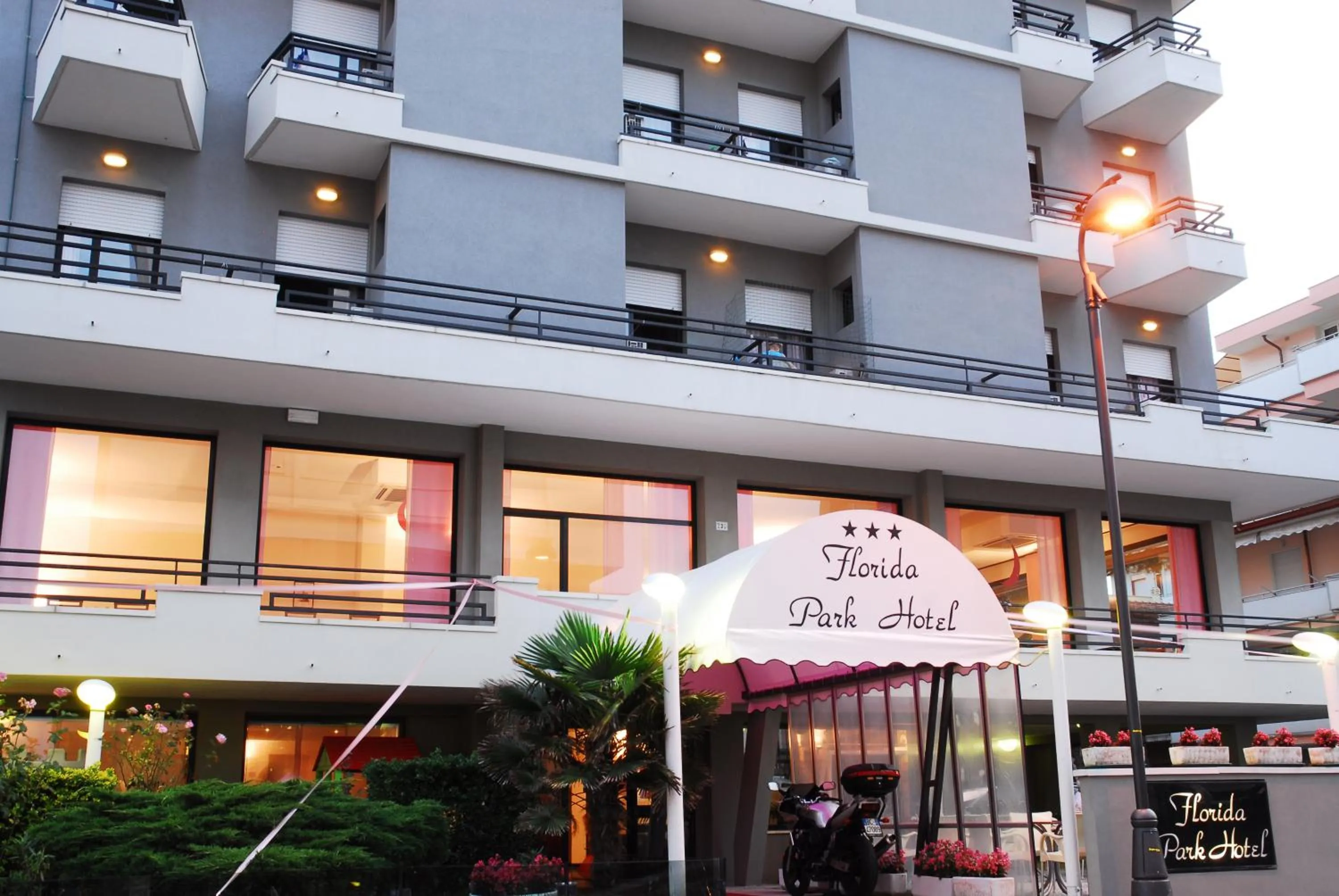 Property building in Florida Park Hotel