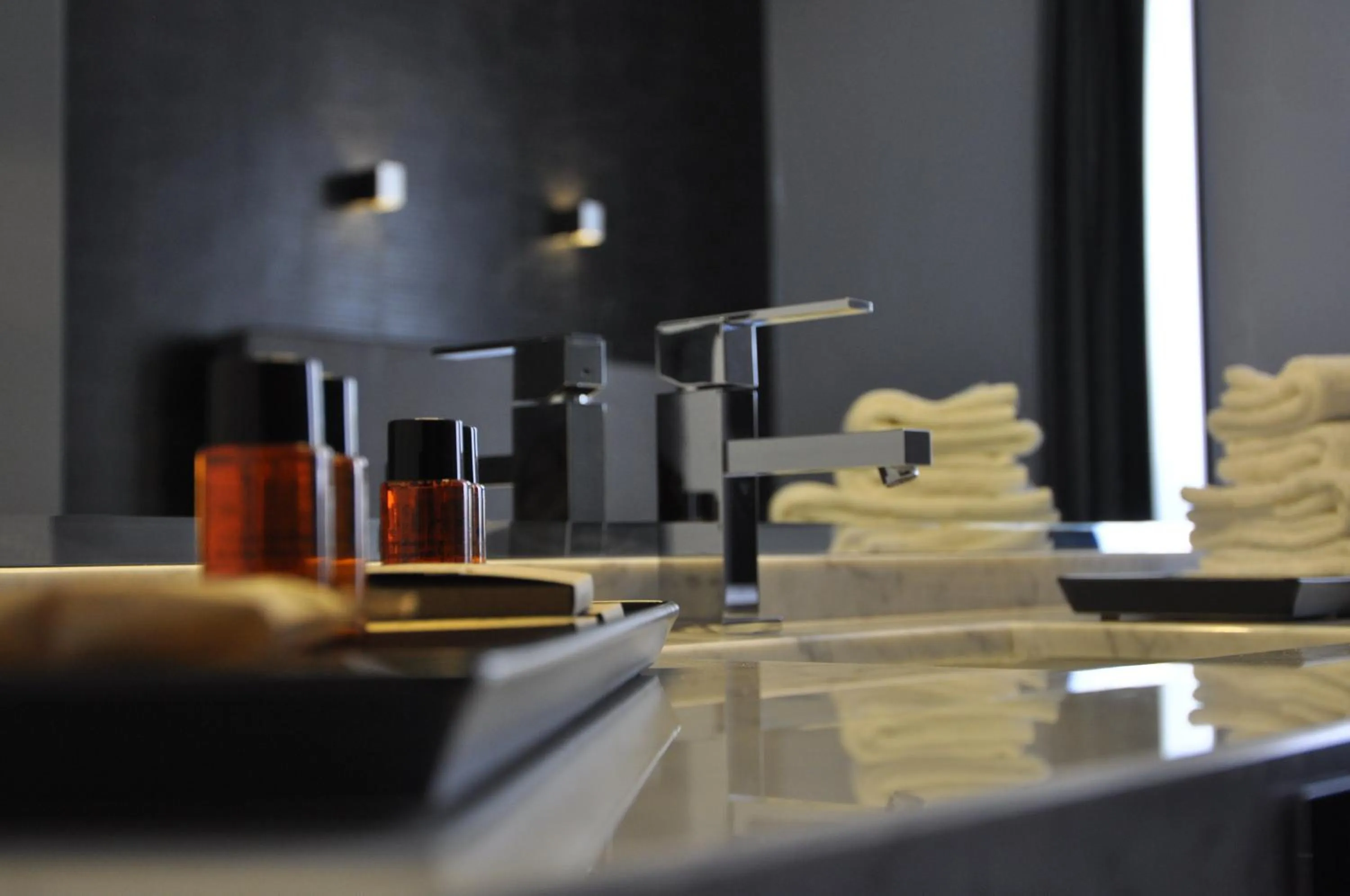 Bathroom in Place 24 Suites & Wellness