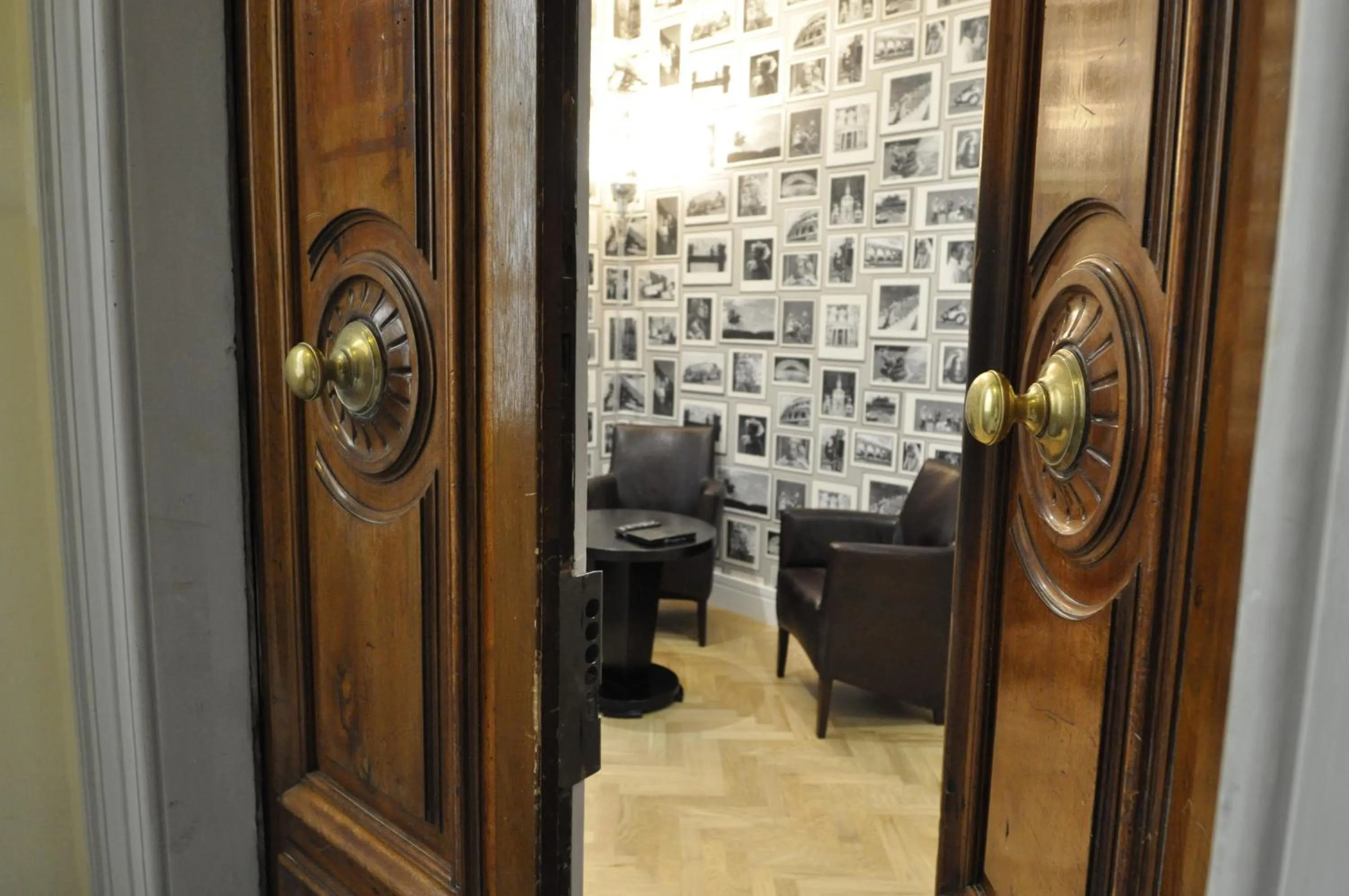 Facade/entrance in Place 24 Suites & Wellness