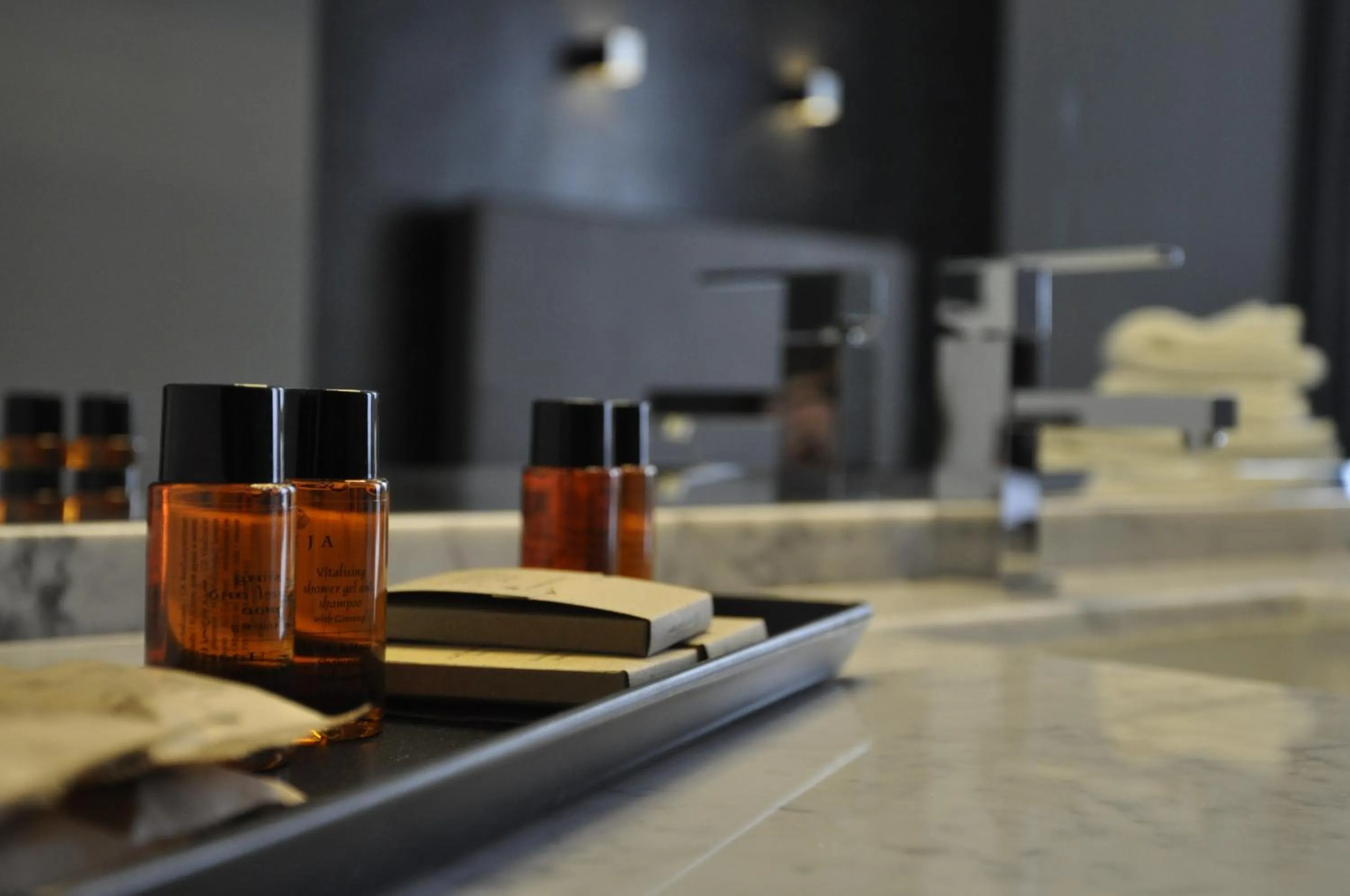 Bathroom in Place 24 Suites & Wellness