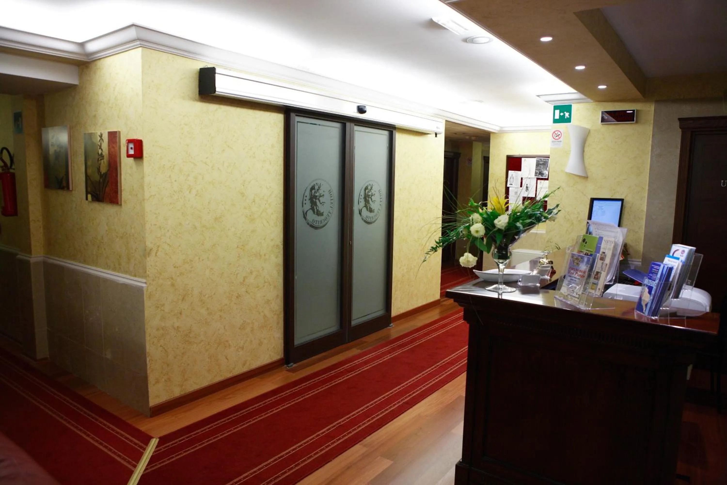 Facade/entrance in Hotel Teocrito