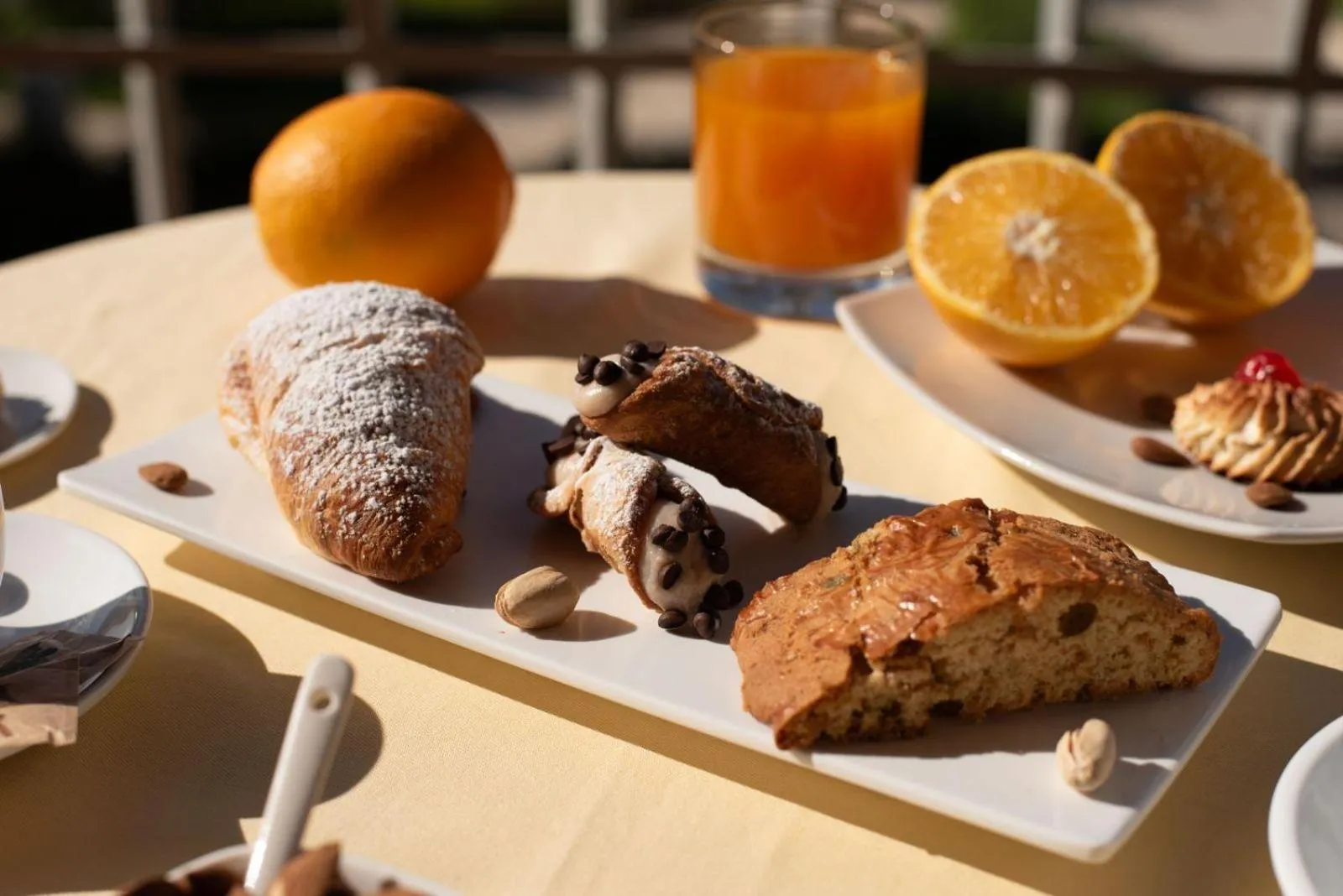 Food and drinks in Hotel Teocrito