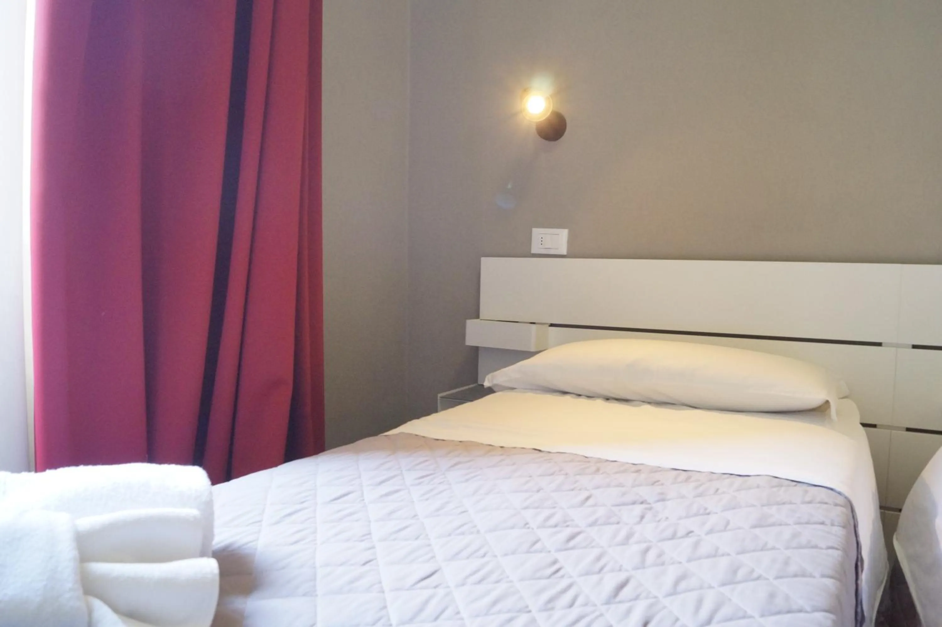 Bed in Hotel Alabama by ALEhotels