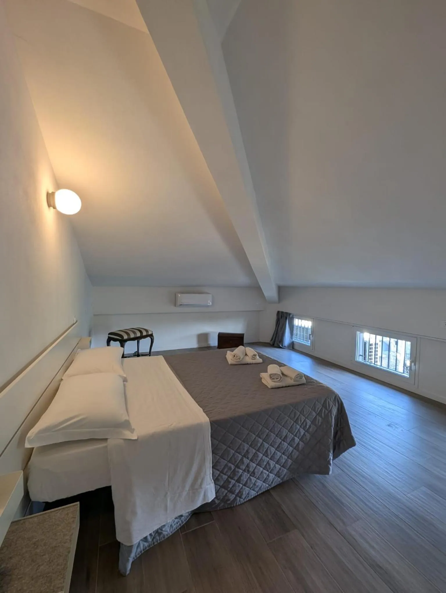 Bedroom, Bed in Hotel Alabama by ALEhotels