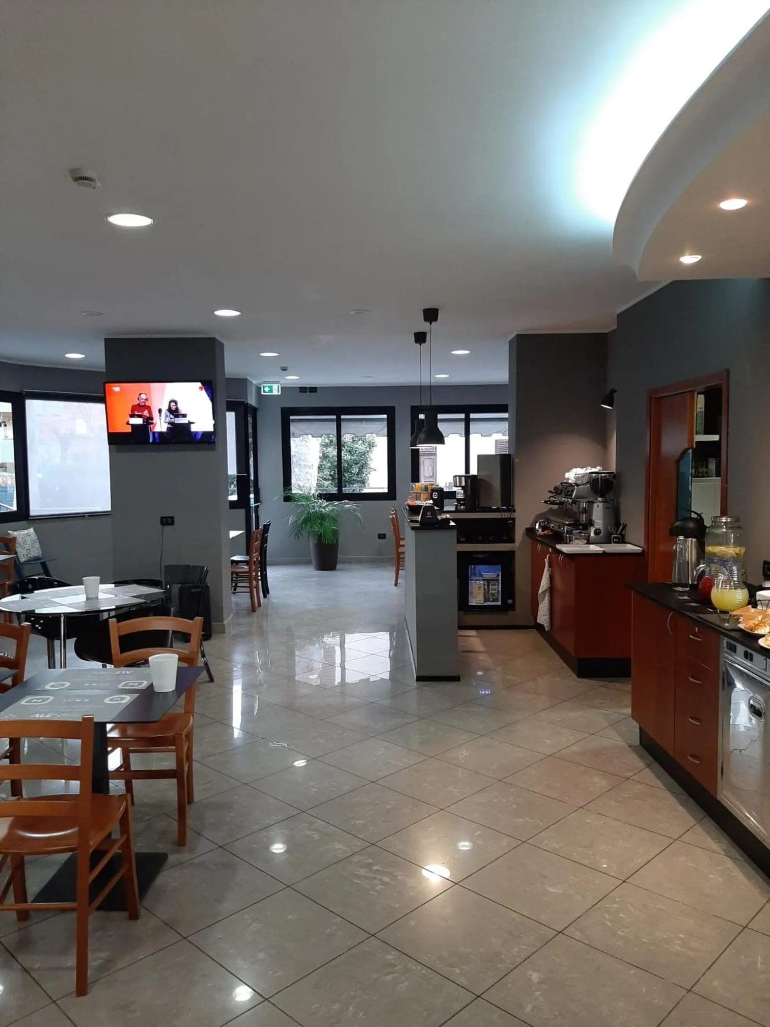 Breakfast in Hotel Alabama by ALEhotels