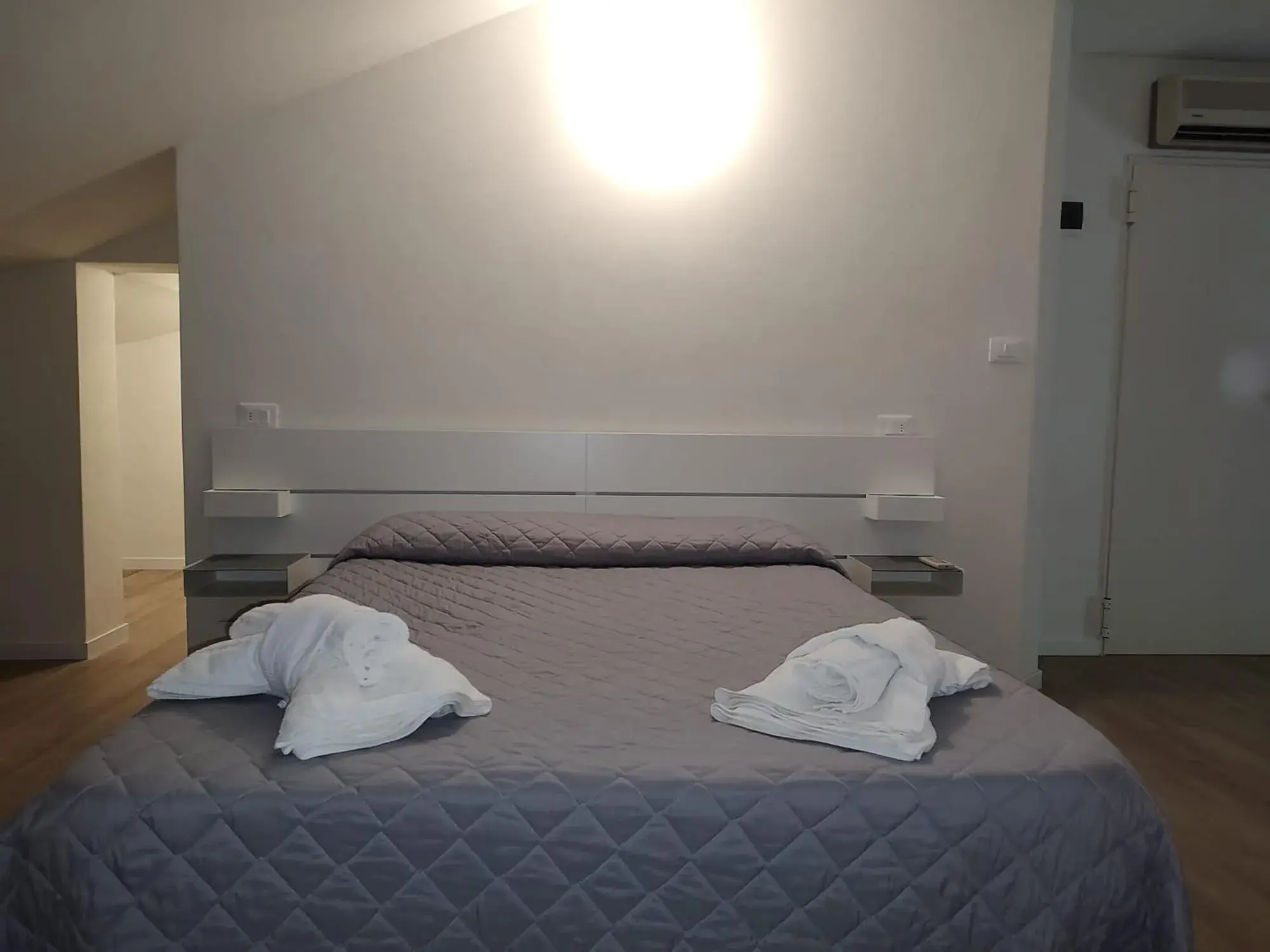 Loft in Hotel Alabama by ALEhotels Loft in Hotel Alabama by ALEhotels