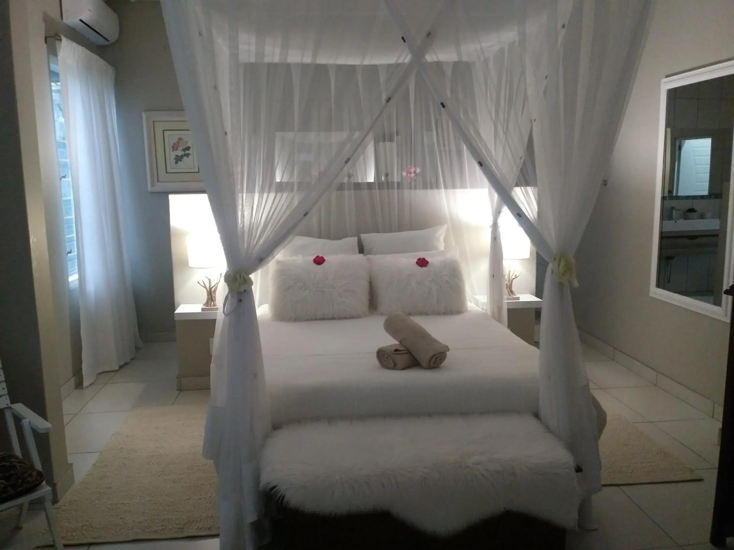 Luxury Queen Room with Lake View in St Lucia Kingfisher Lodge Luxury Queen Room with Lake View in St Lucia Kingfisher Lodge