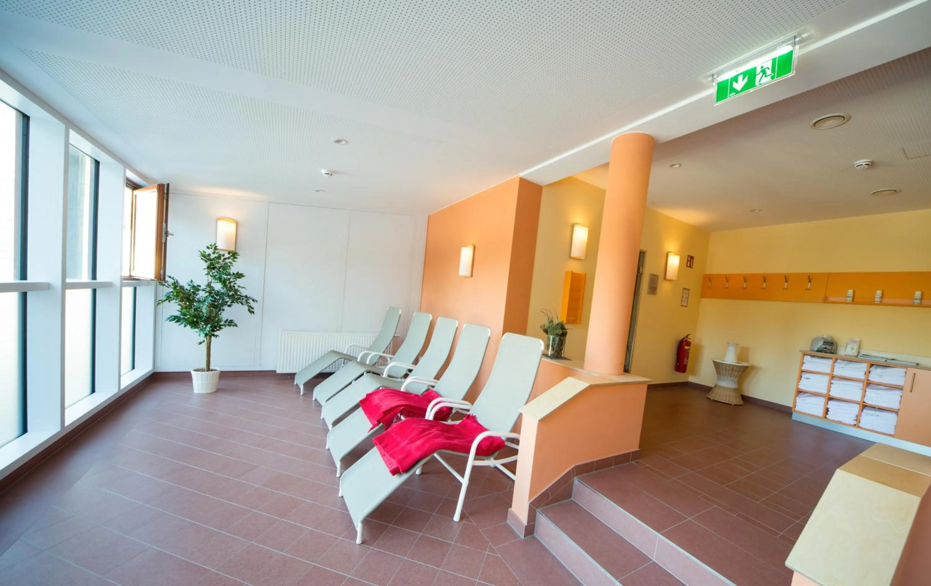 Spa and wellness centre/facilities in JUFA Hotel Planneralm