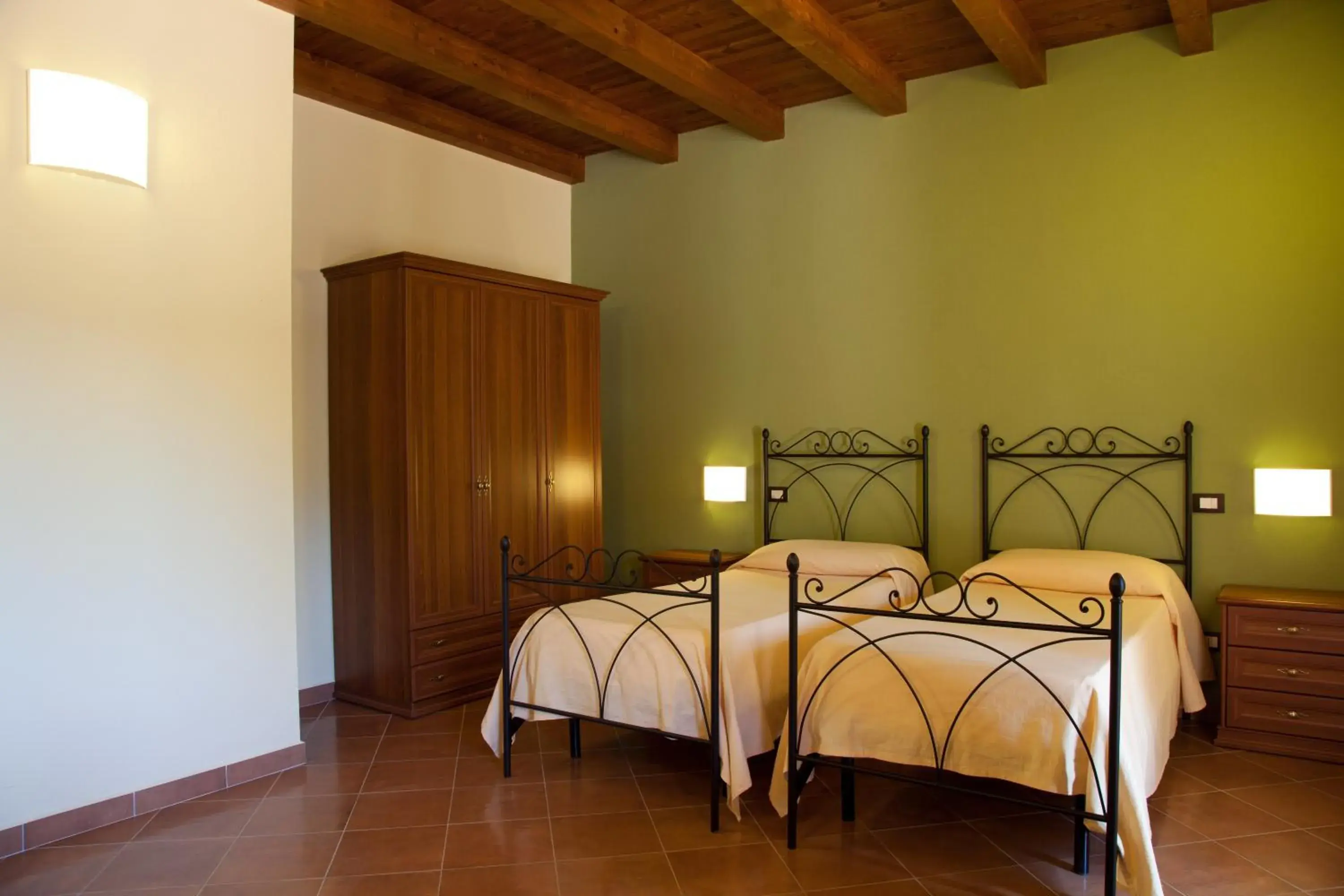 Twin Room - single occupancy in Casale Margherita Twin Room - single occupancy in Casale Margherita