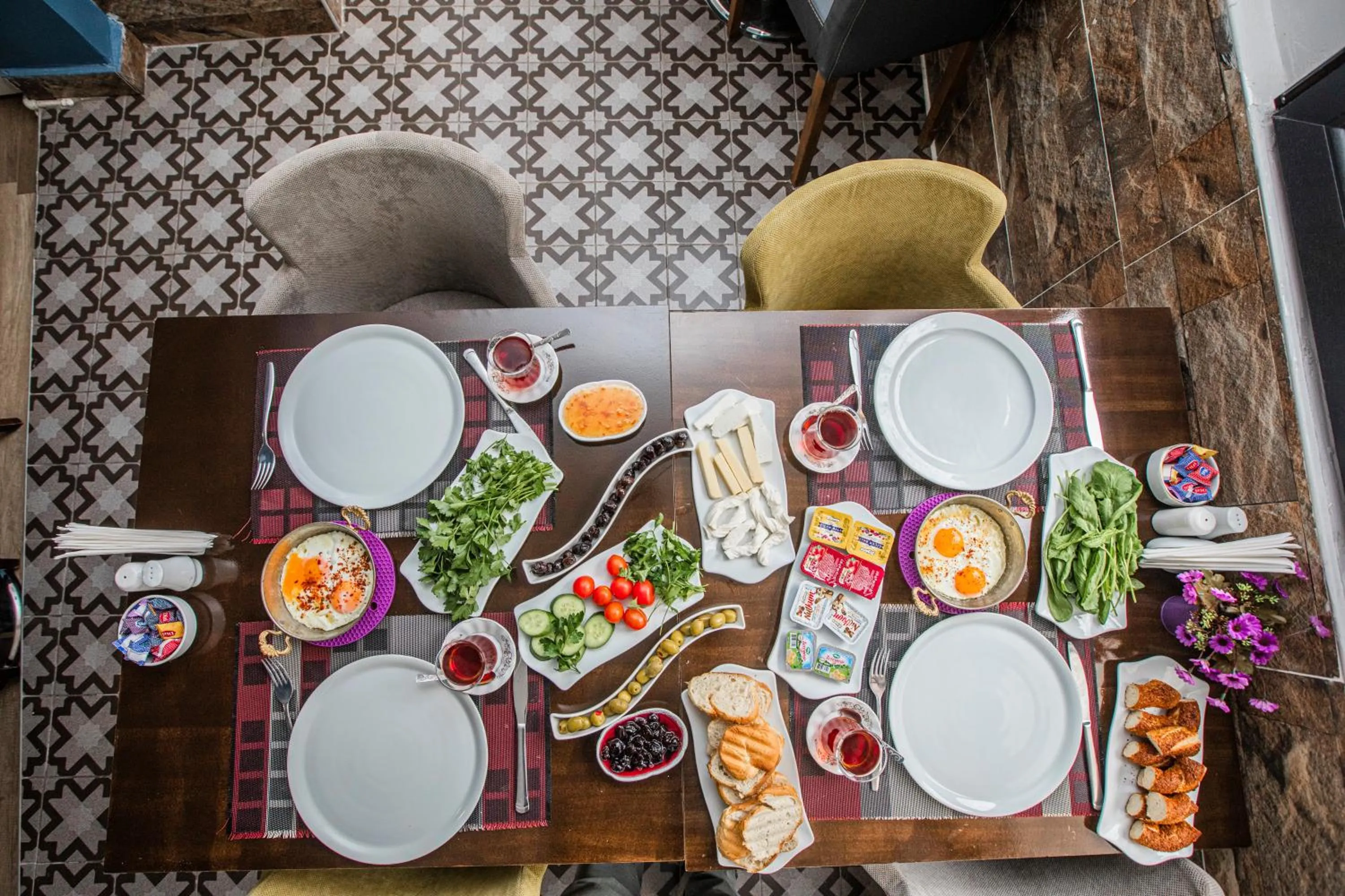 Breakfast in Konuk Hotel