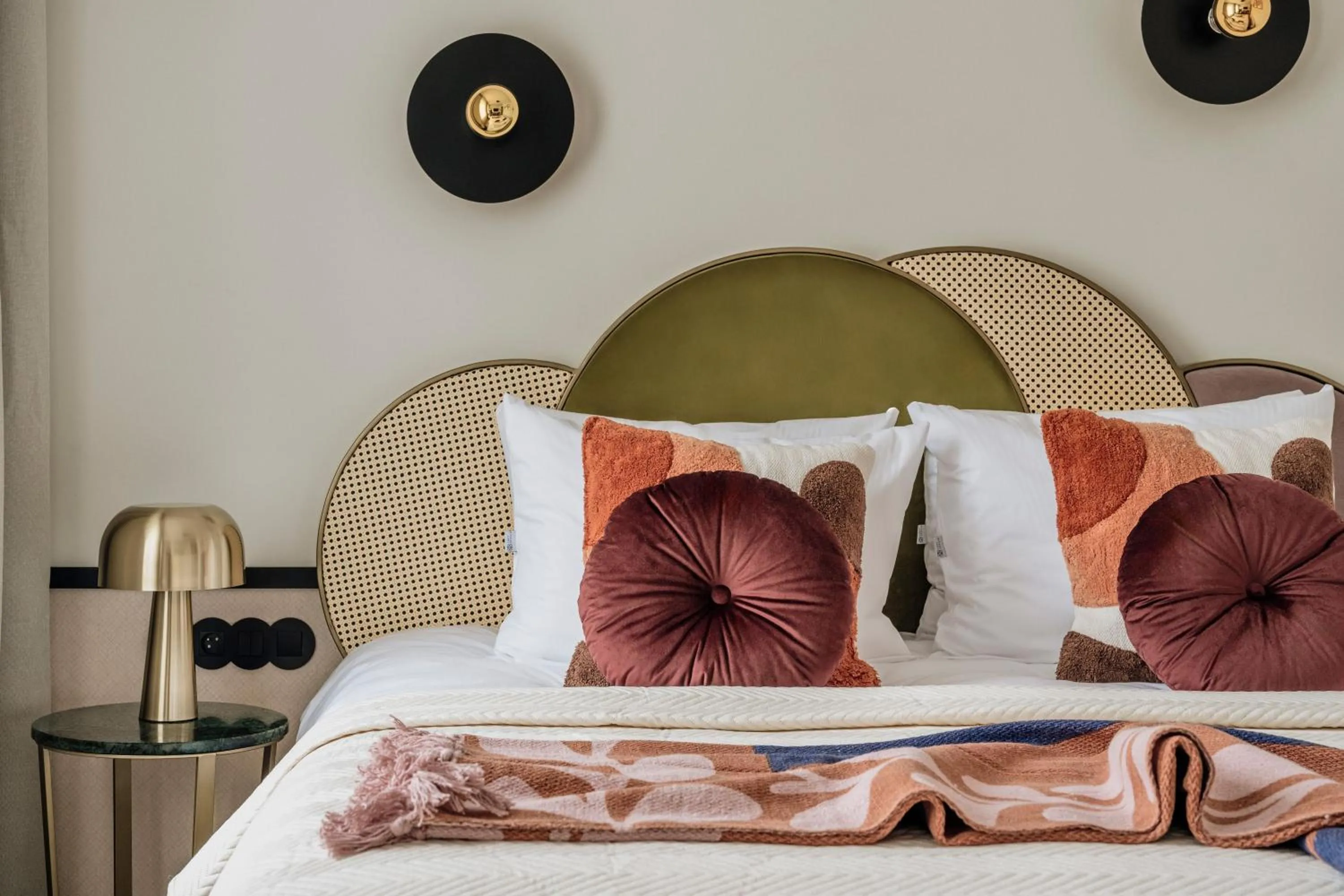 Bed in Colette - LoftAffair Collection