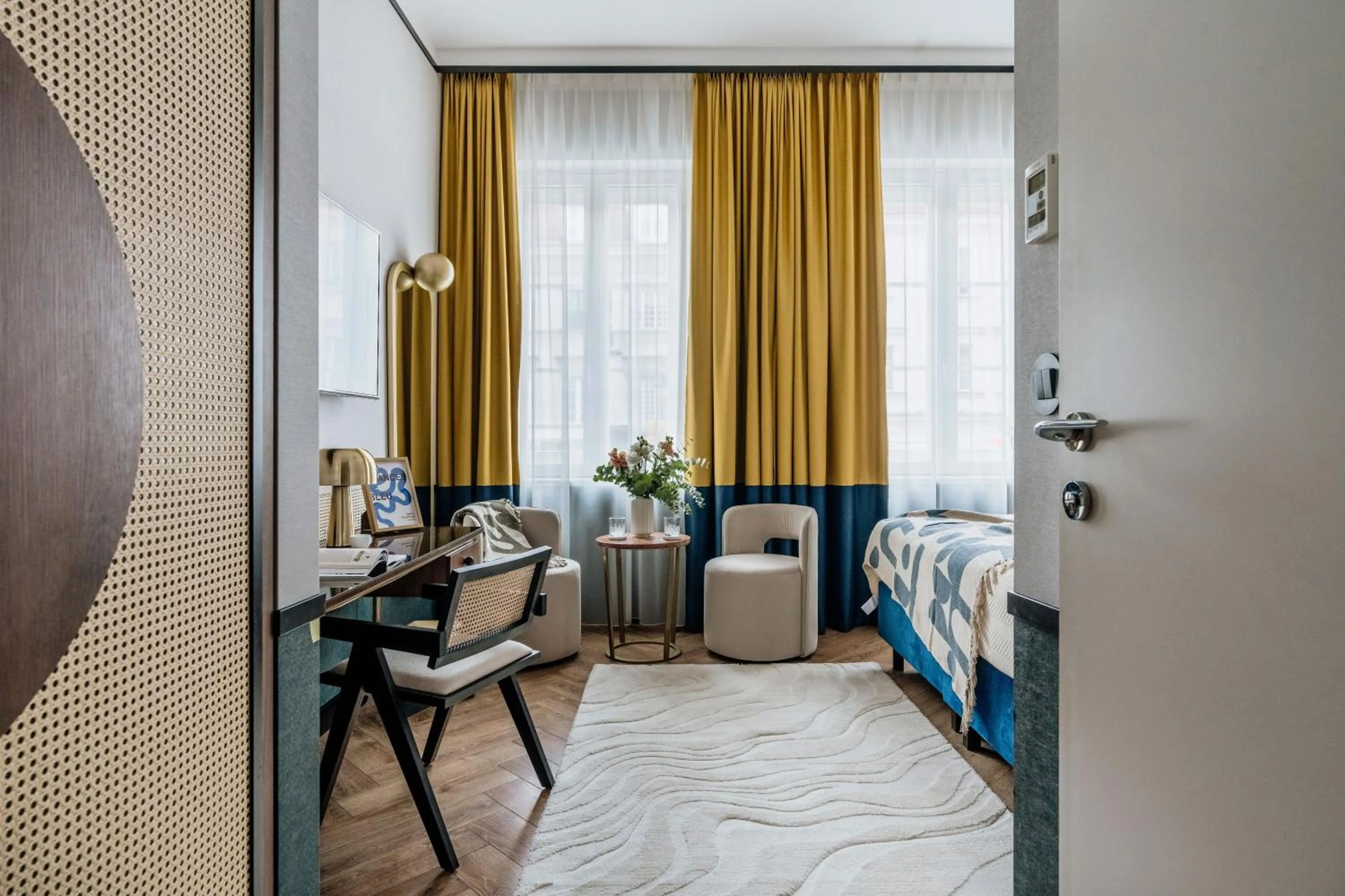 Bed in Colette - LoftAffair Collection