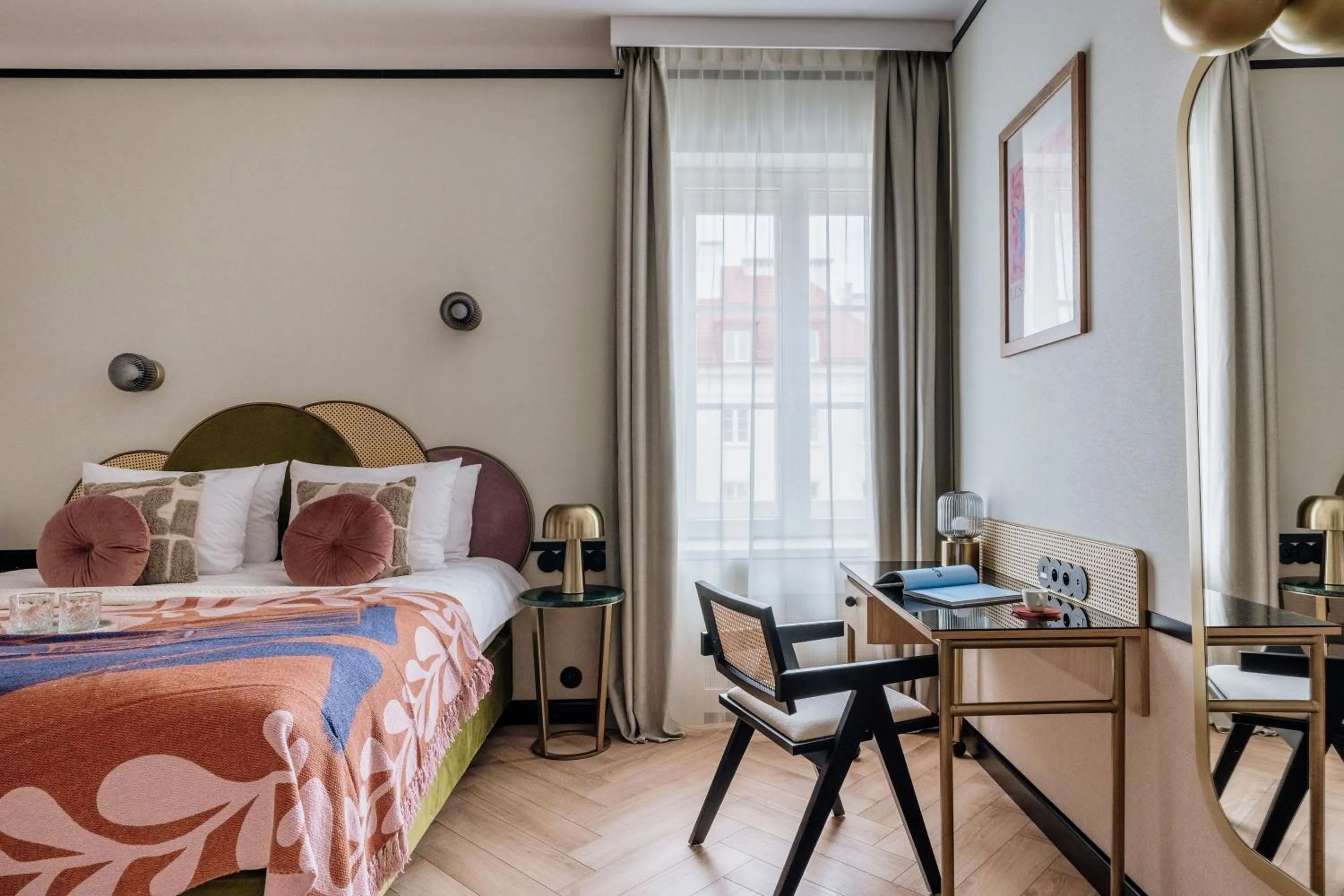 Bed in Colette - LoftAffair Collection