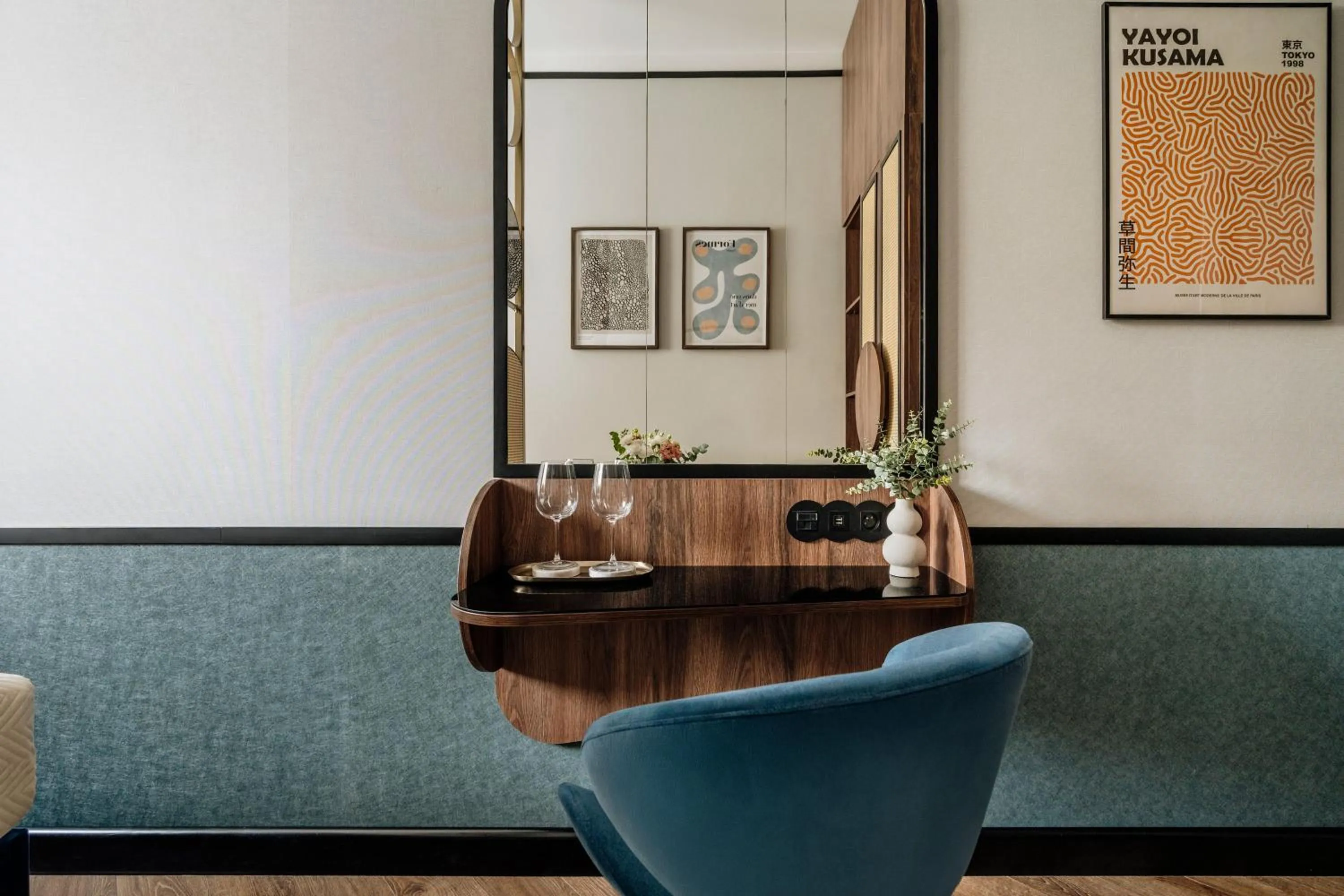 Seating area in Colette - LoftAffair Collection