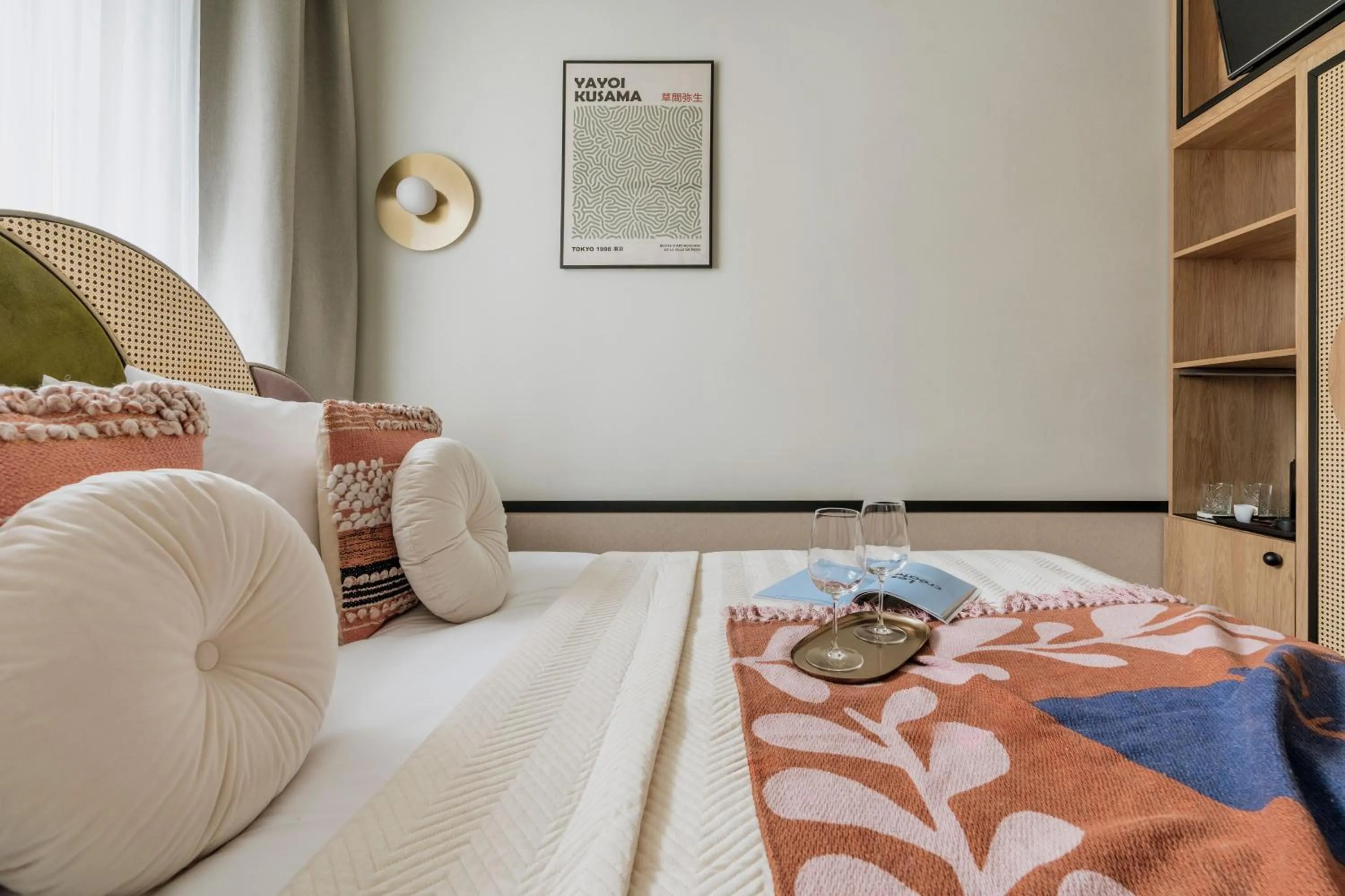 Bed in Colette - LoftAffair Collection