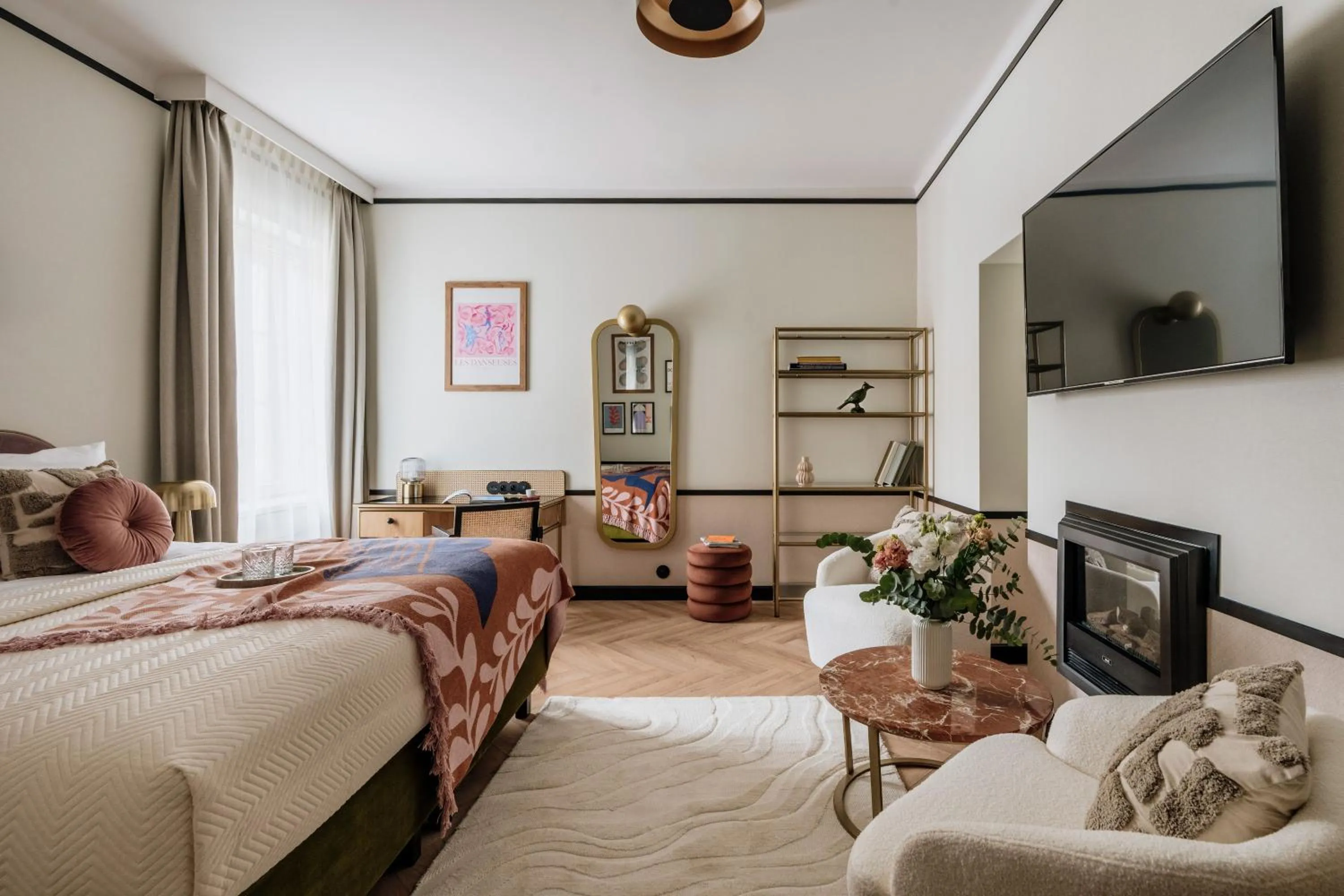 Bed in Colette - LoftAffair Collection