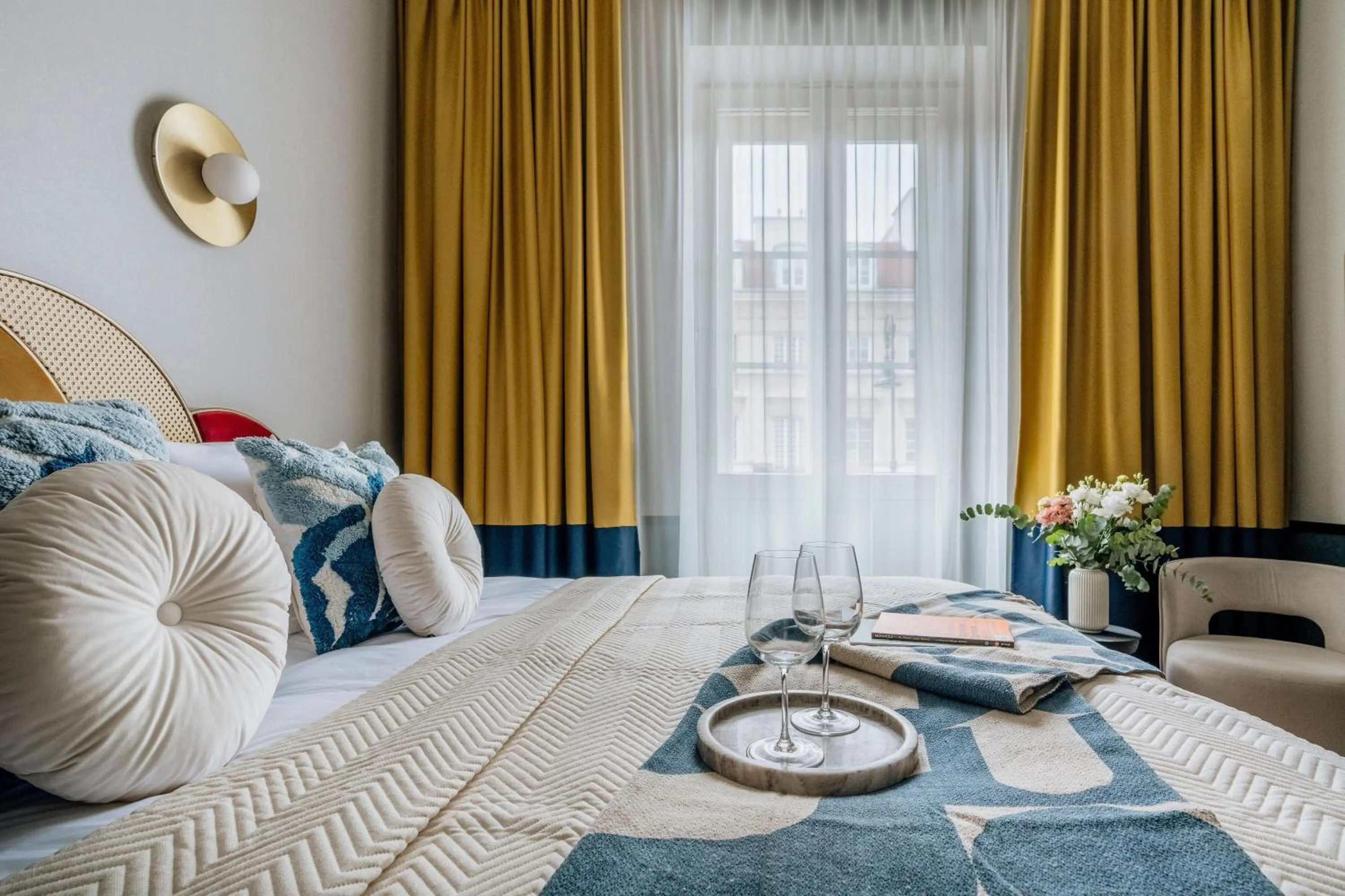 Bed in Colette - LoftAffair Collection