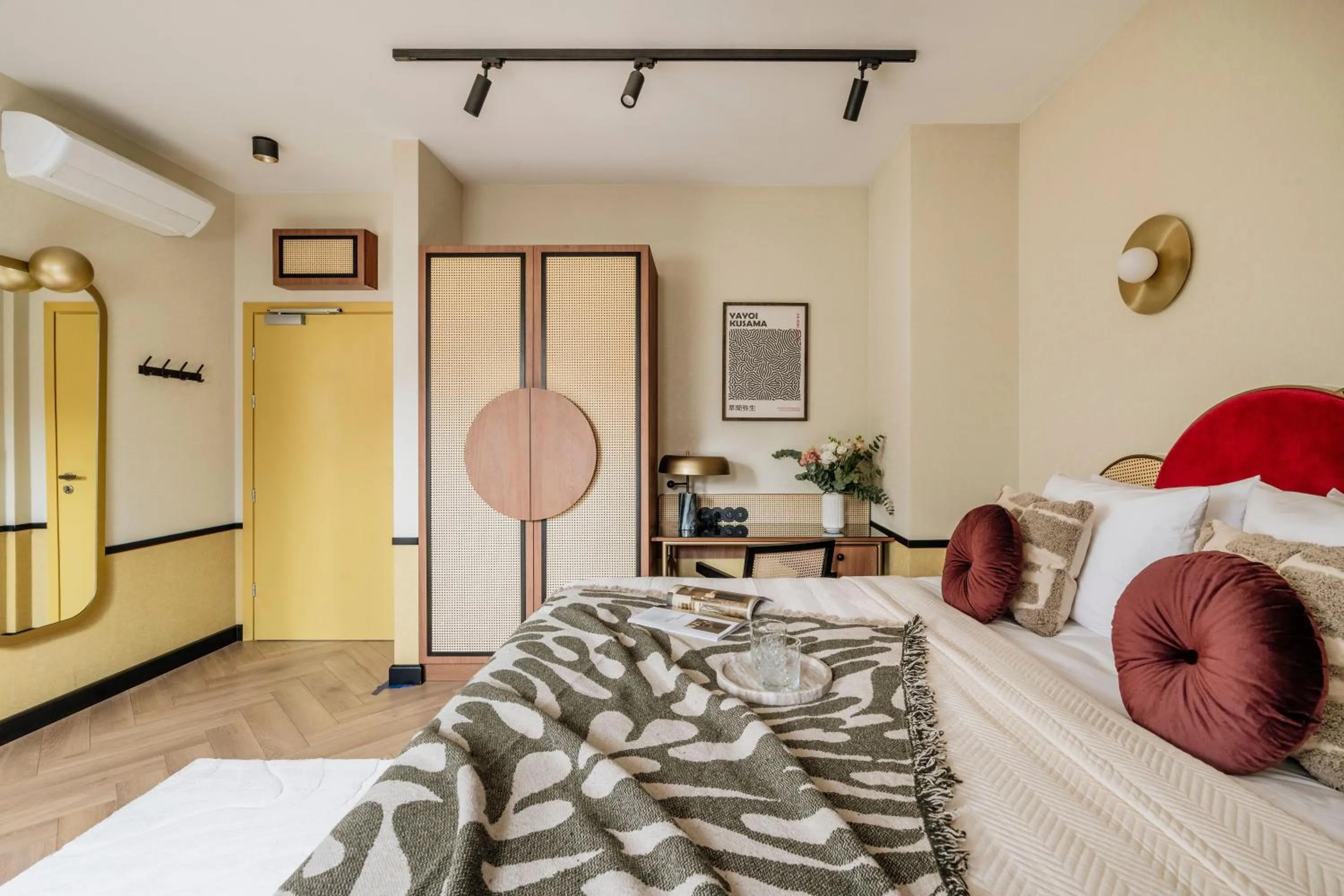 Bed in Colette - LoftAffair Collection