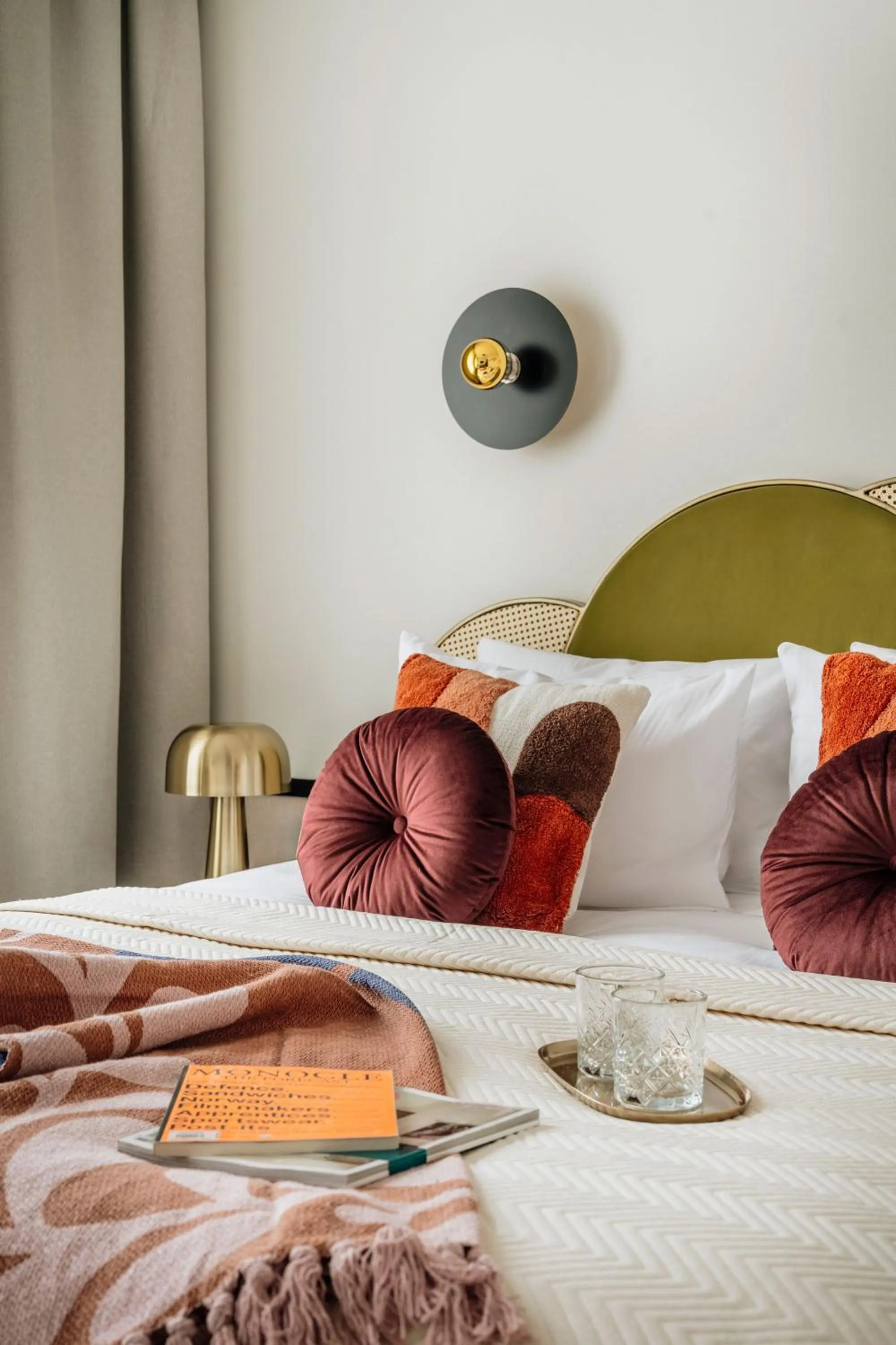 Bed in Colette - LoftAffair Collection