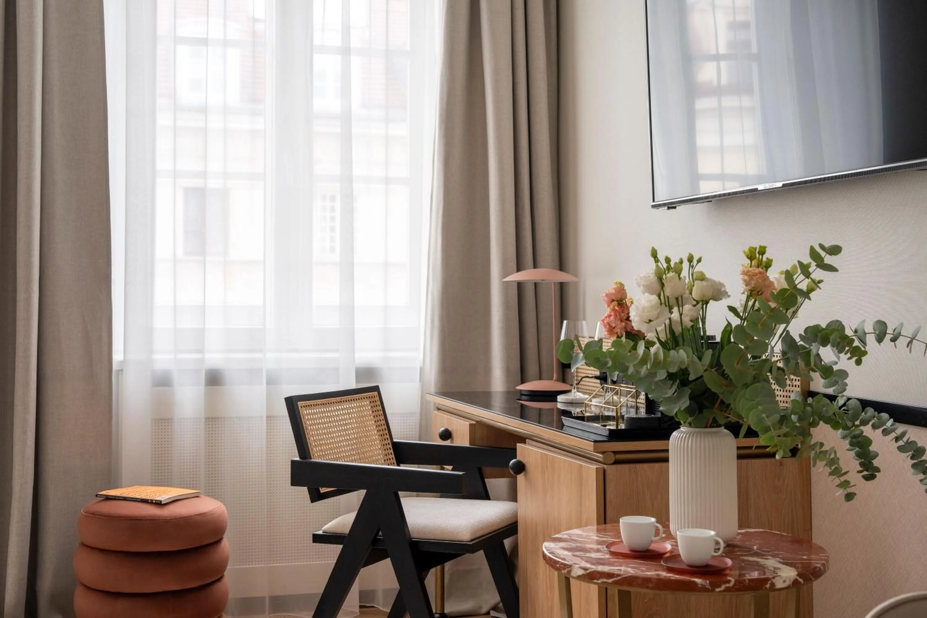 TV and multimedia in Colette - LoftAffair Collection