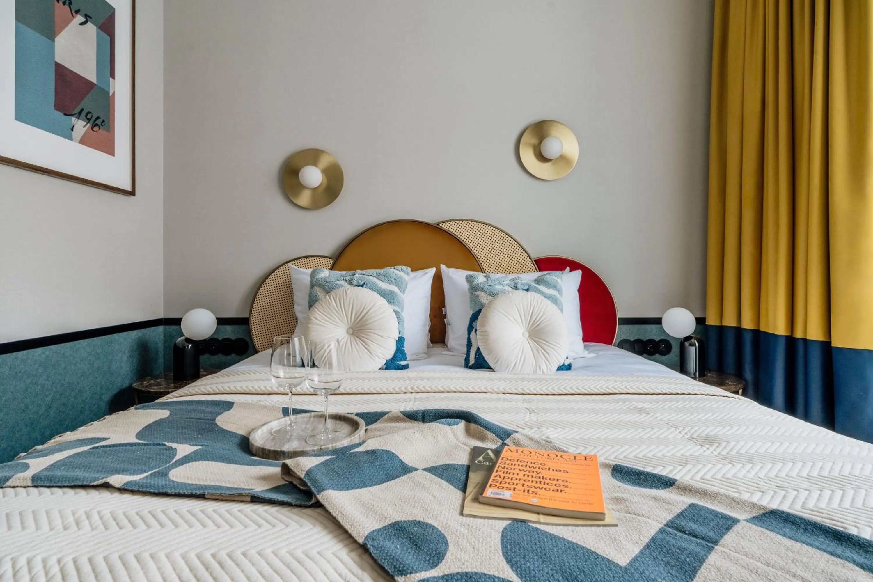 Bed in Colette - LoftAffair Collection