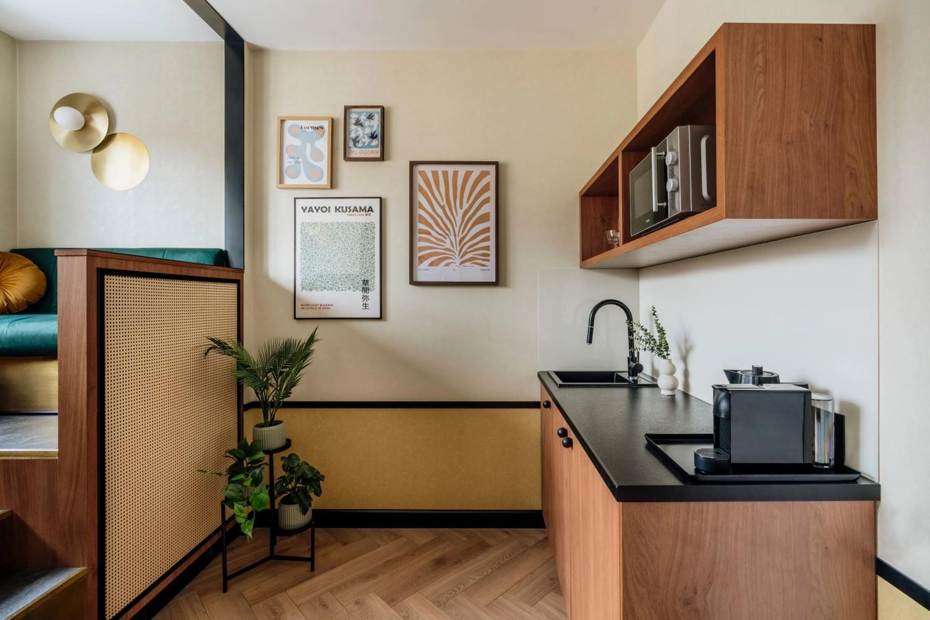 Coffee/tea facilities in Colette - LoftAffair Collection