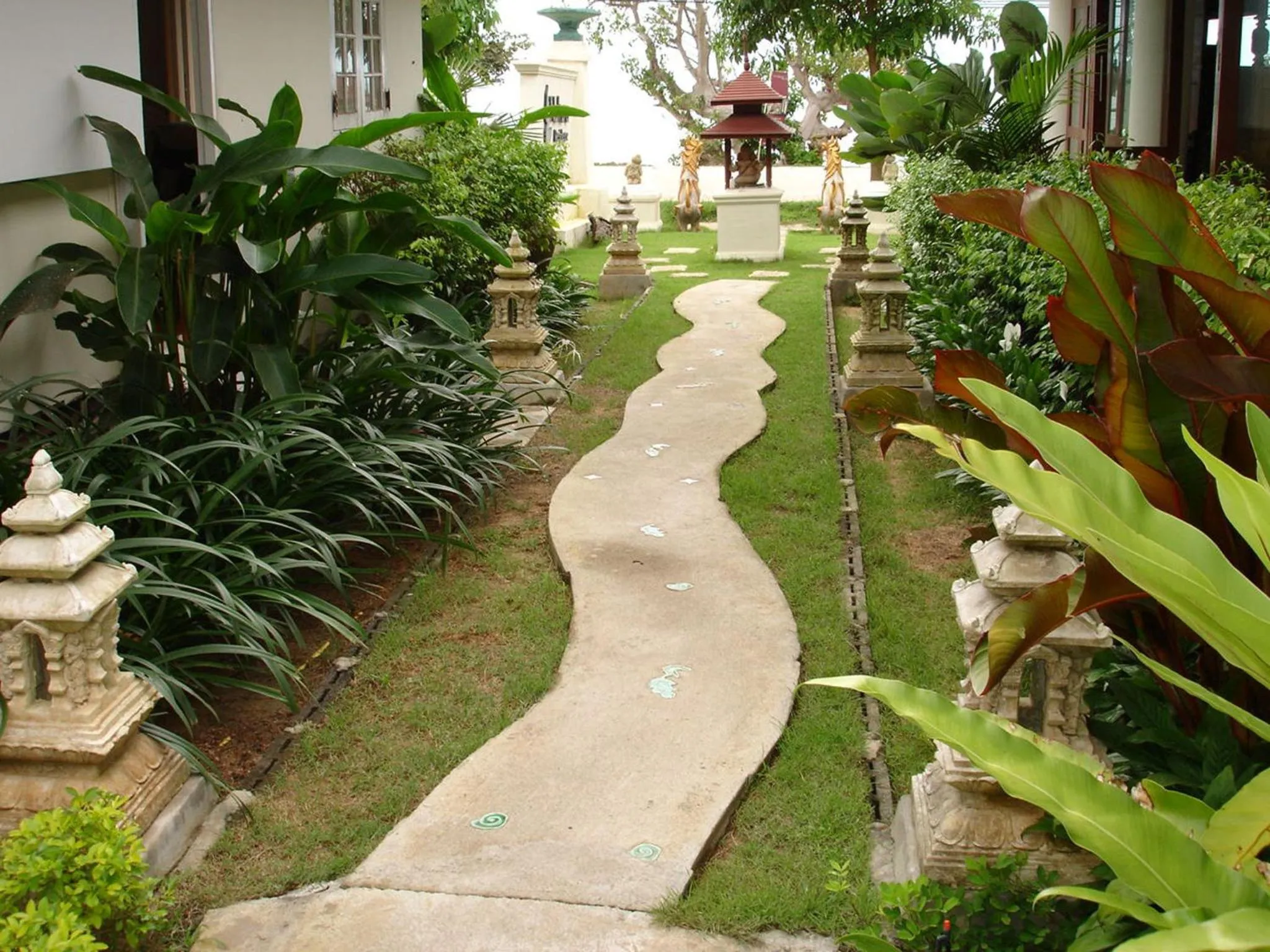 Garden view in Nakara Residence