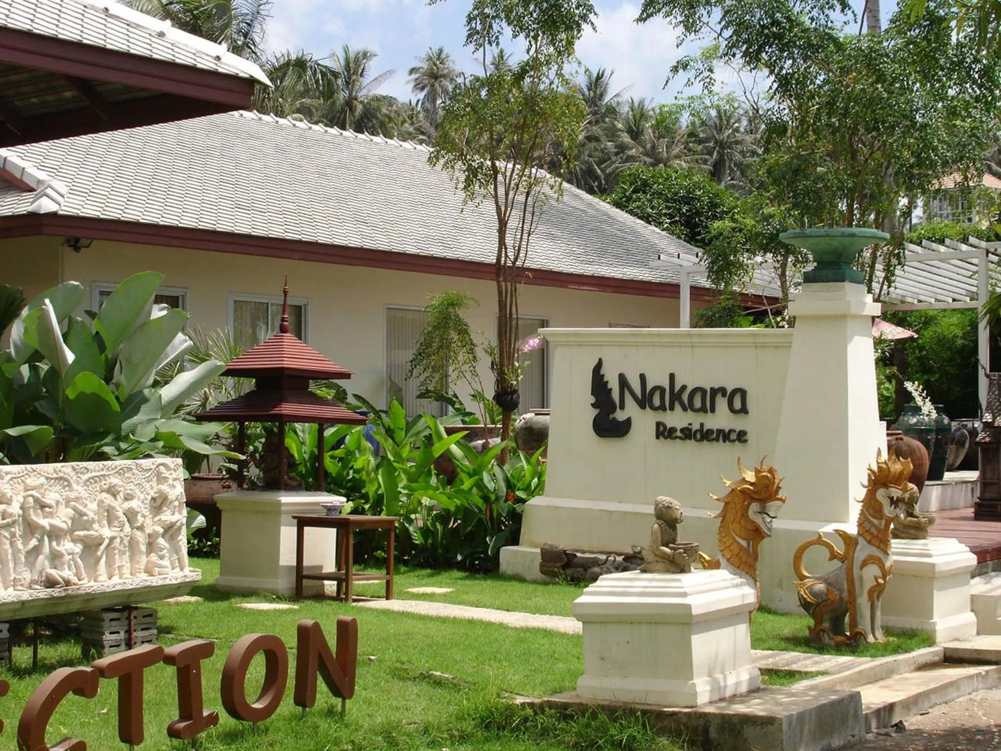 Day in Nakara Residence