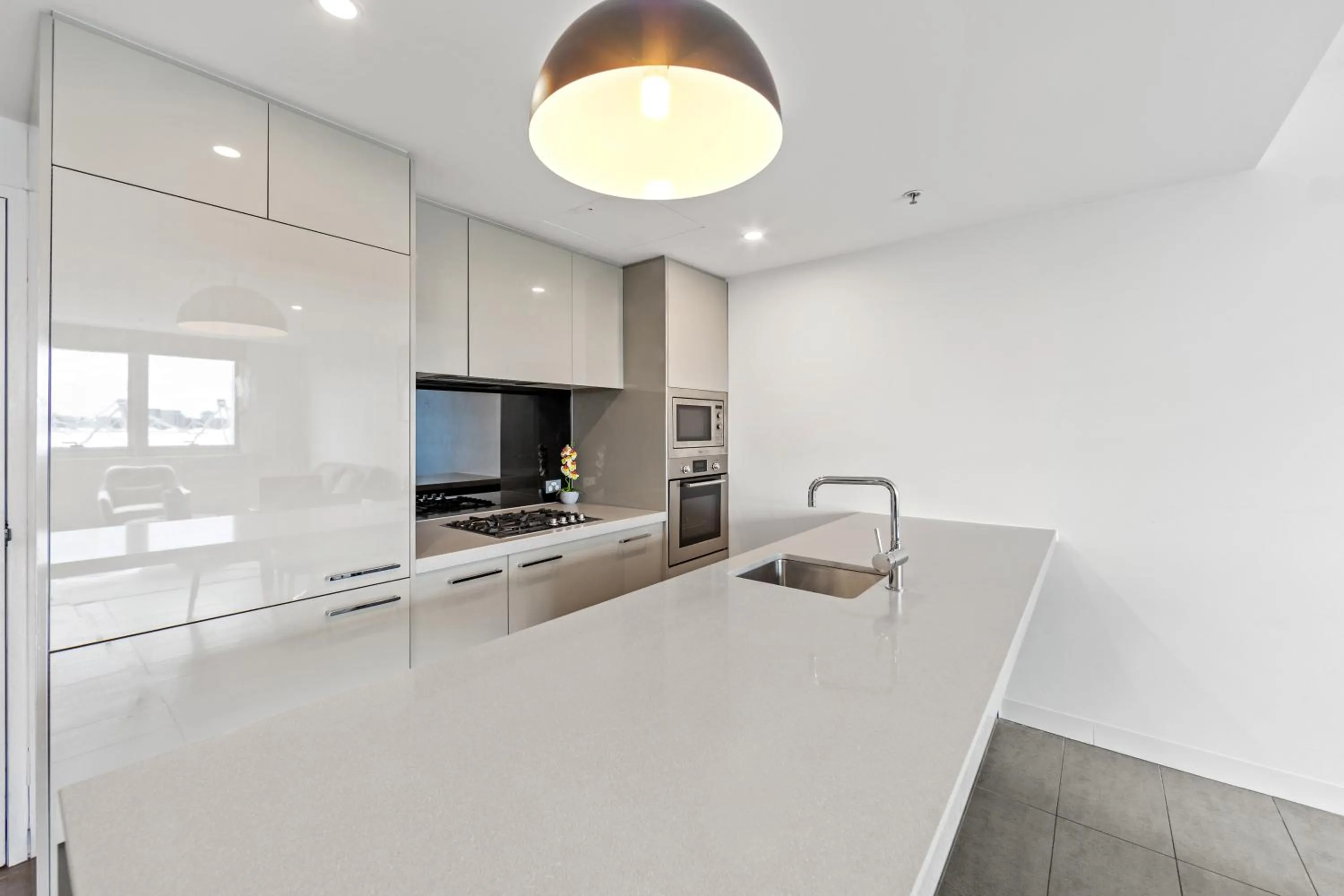 Kitchen or kitchenette in Trafalgar Lane Apartments by CLLIX