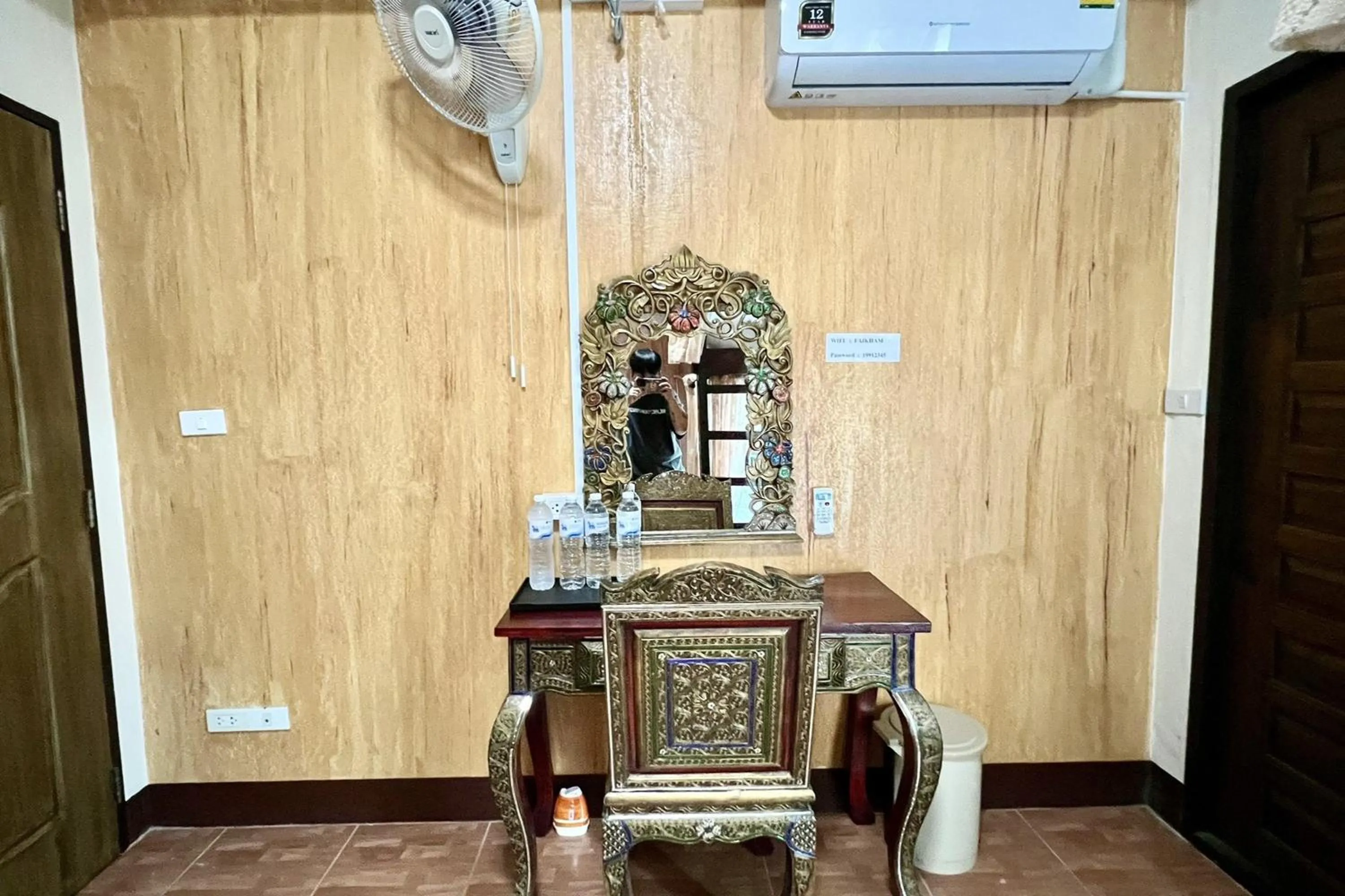 Bedroom in LM Hostel