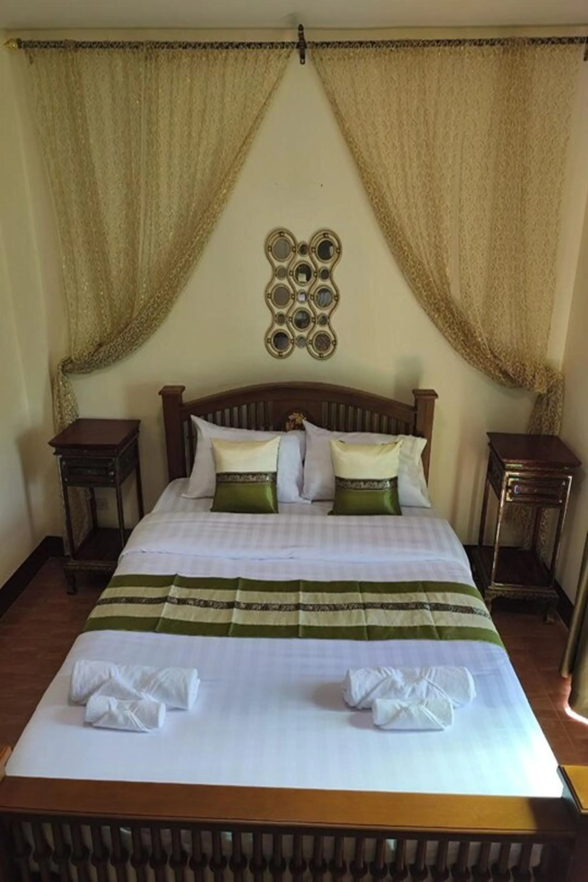 Bedroom, Bed in LM Hostel