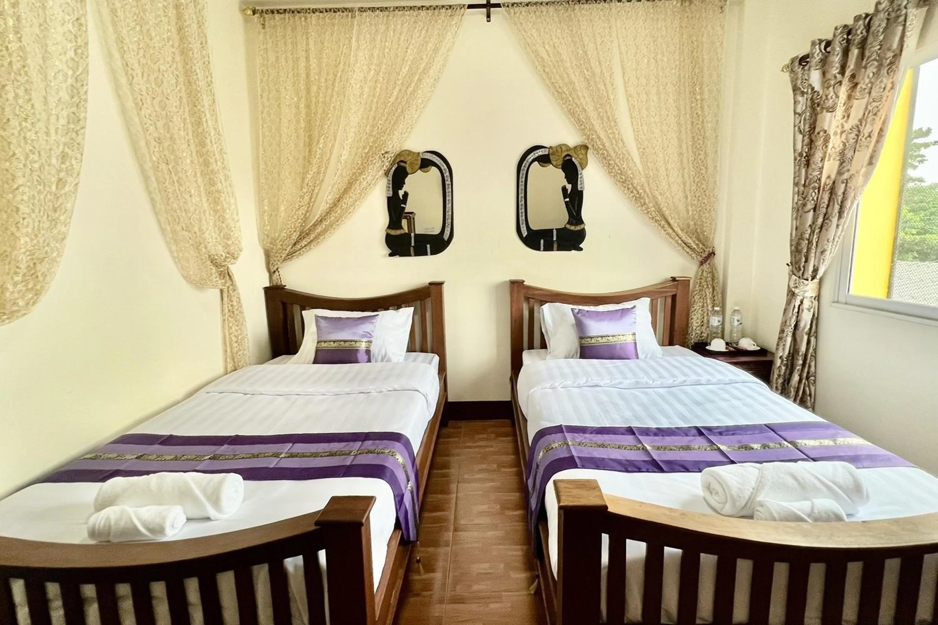 Bedroom, Bed in LM Hostel