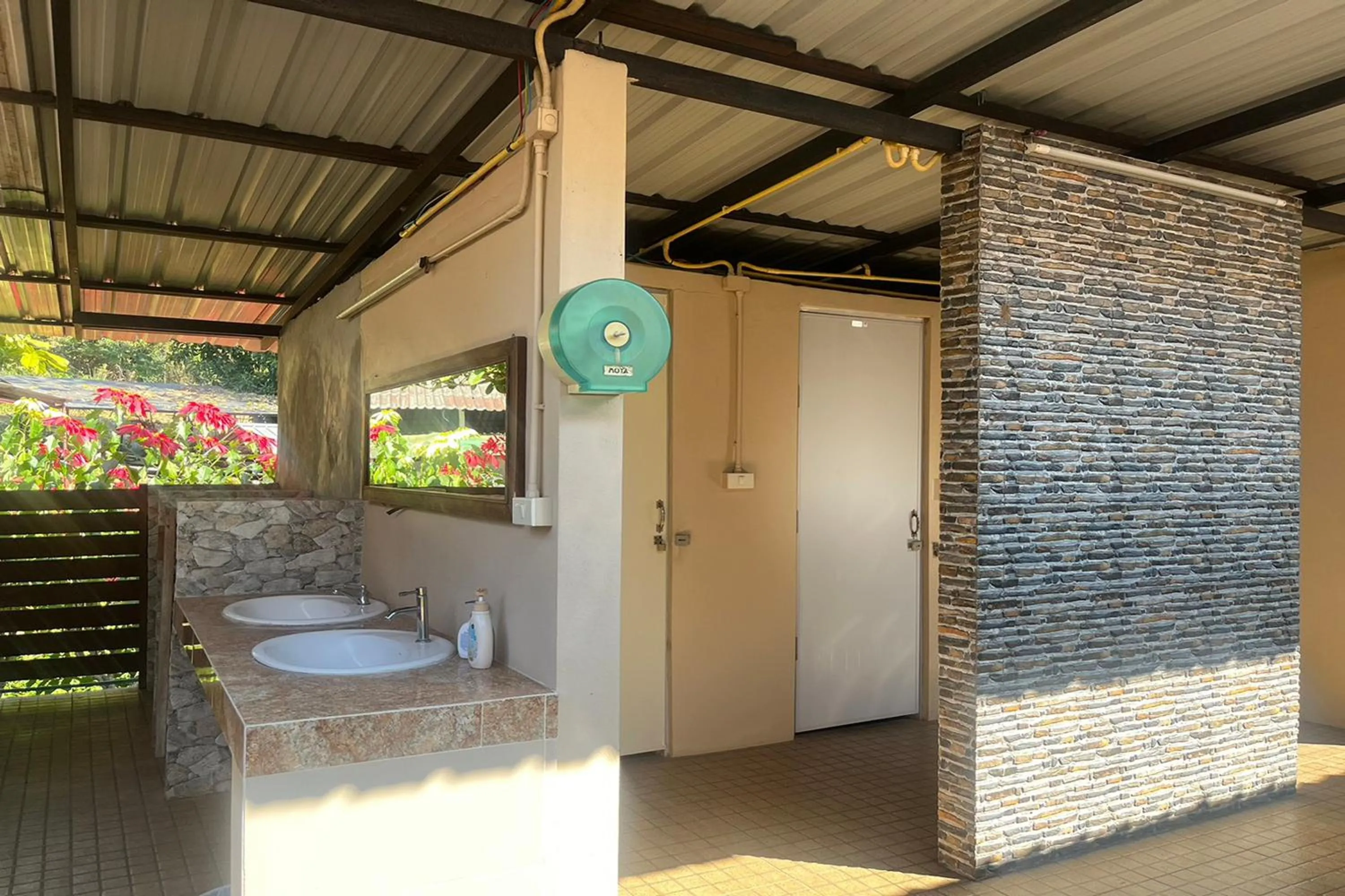 Bathroom in Tung Lakorn Farm