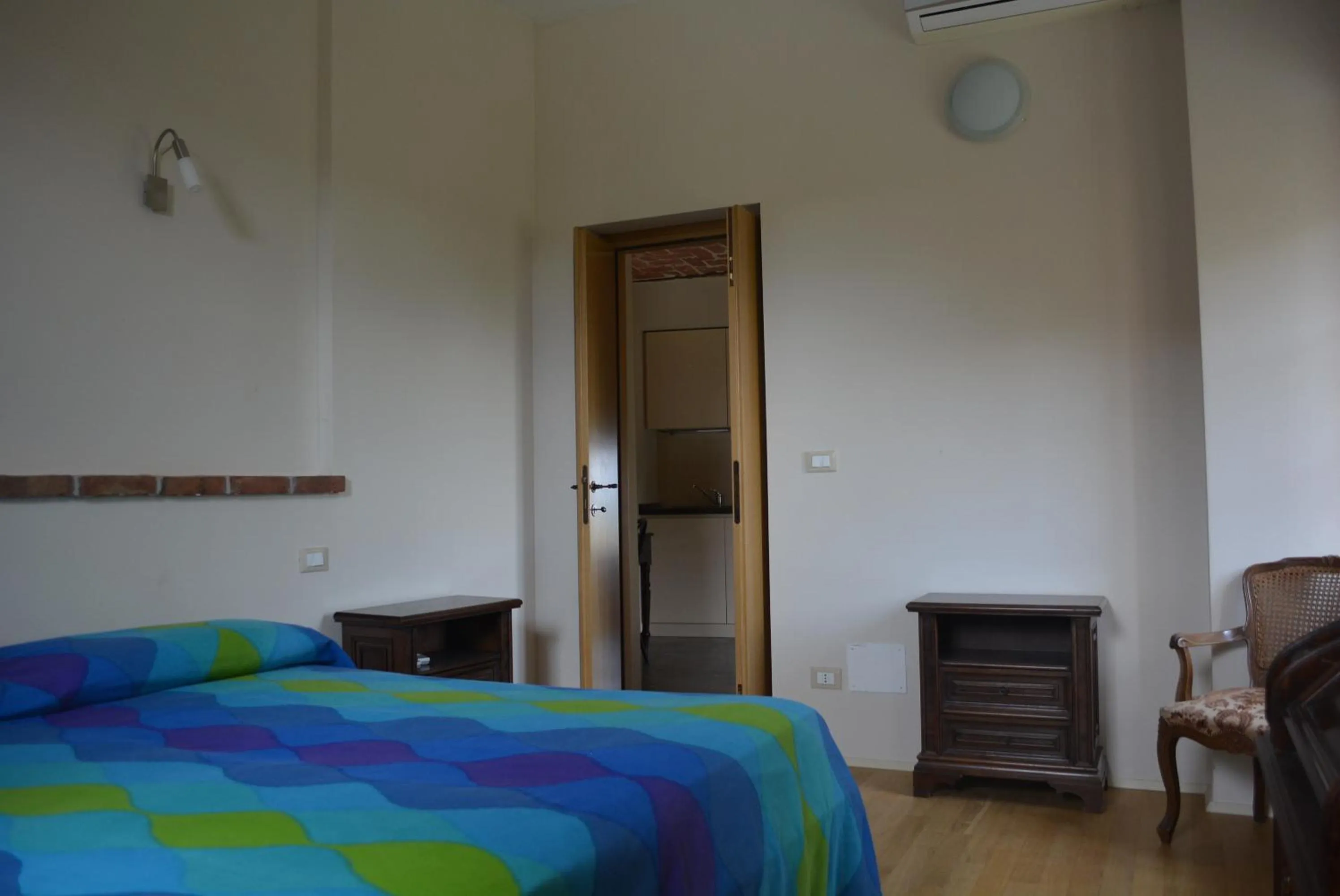 Bedroom in Cascina Valtignosa Camere Con Vigna