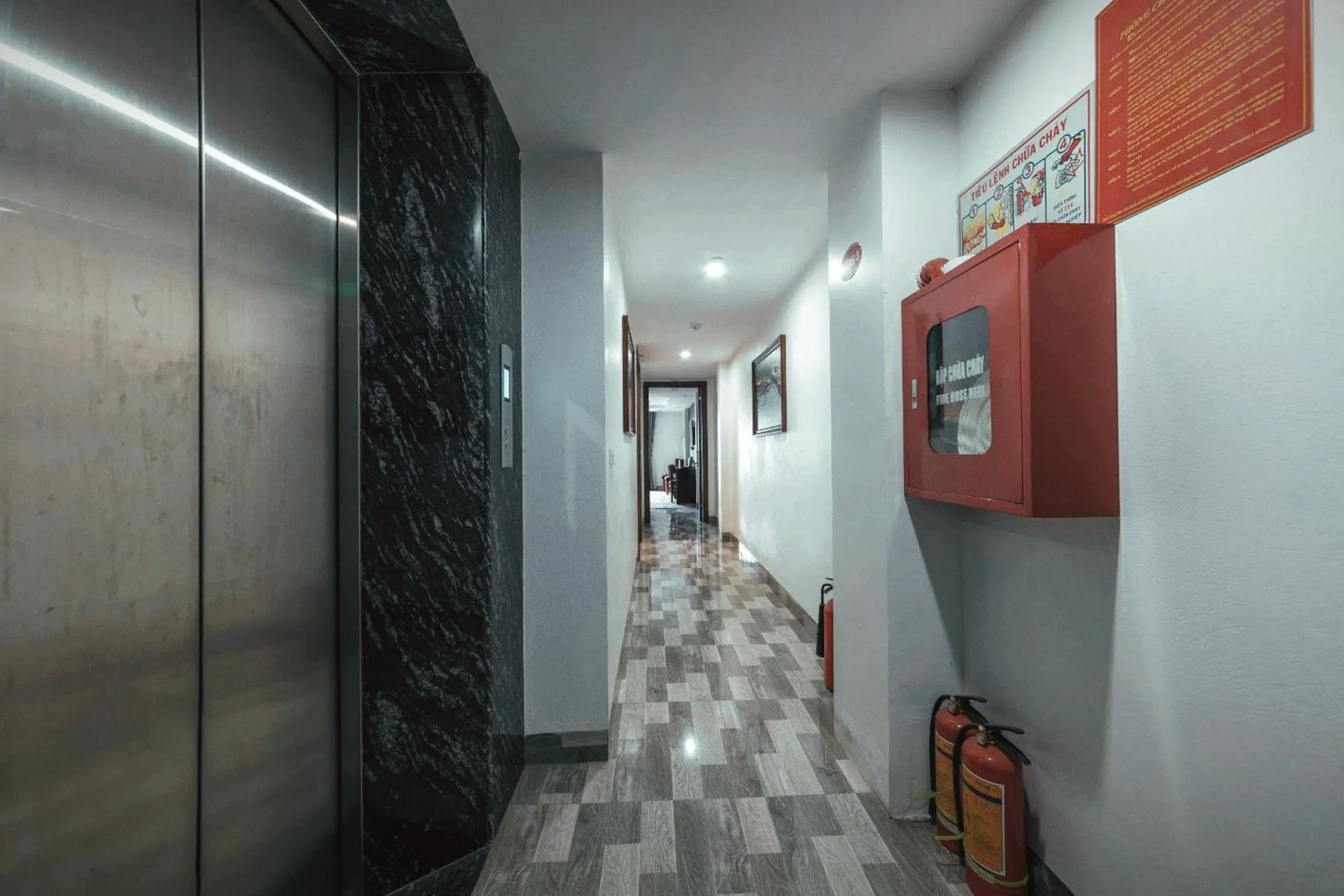 elevator in Central Sapa March Hotel