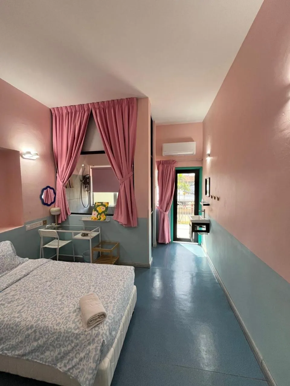 Bedroom, Bed in Hippo House Taiping