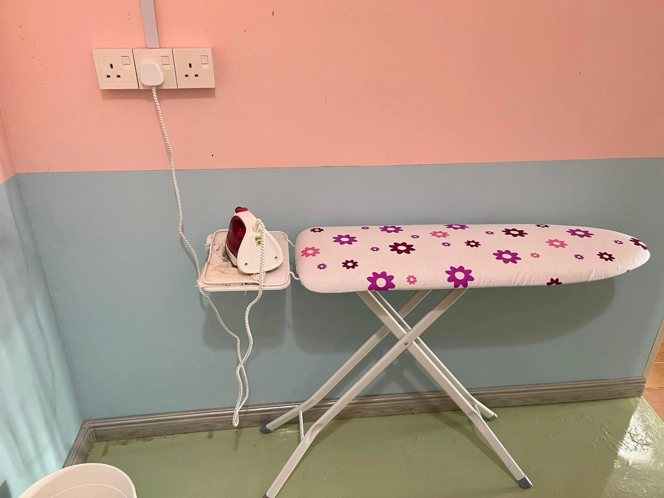 flat iron in Hippo House Taiping