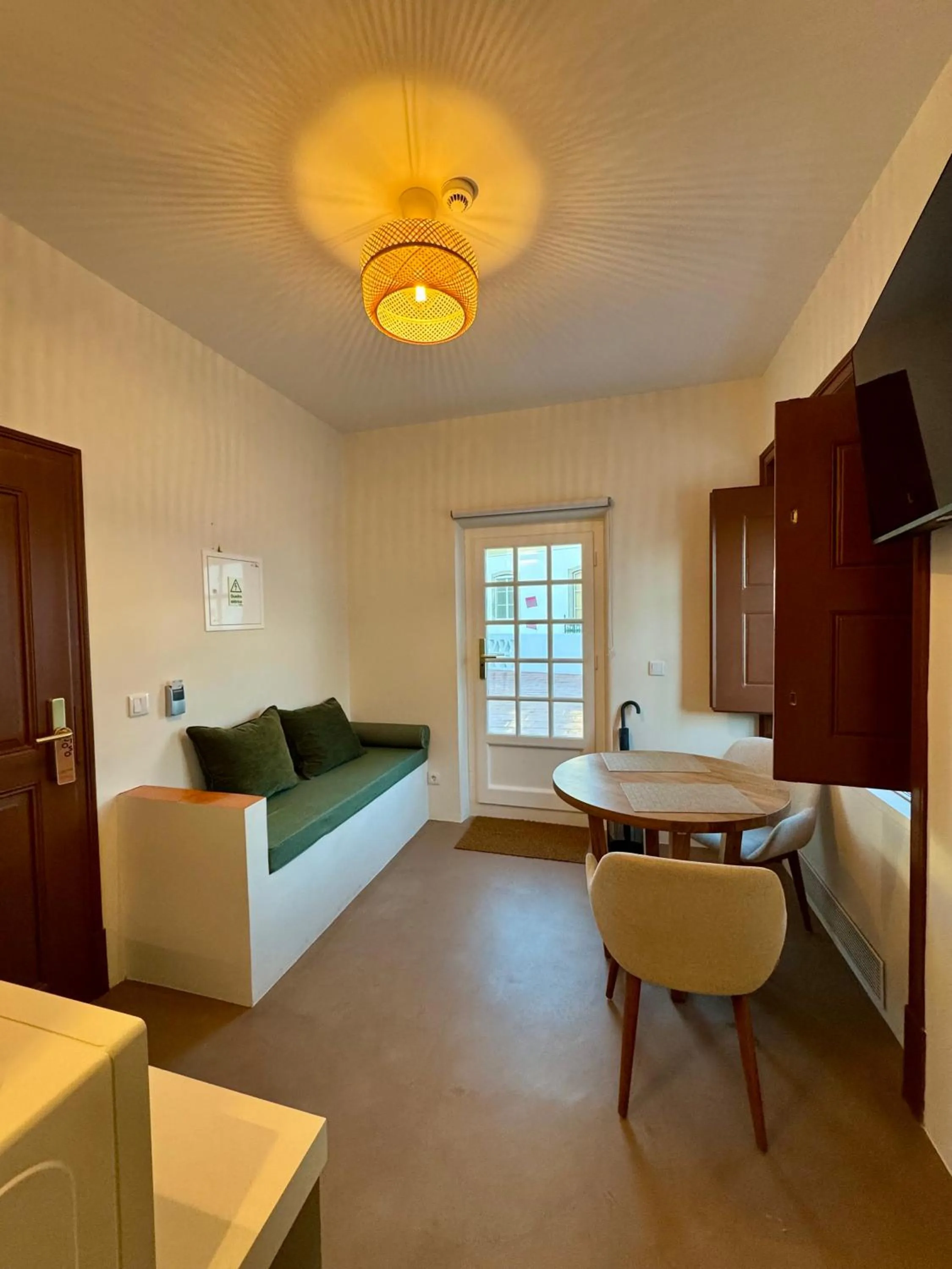 Living room, Bed in CICIOSO boutique hotel