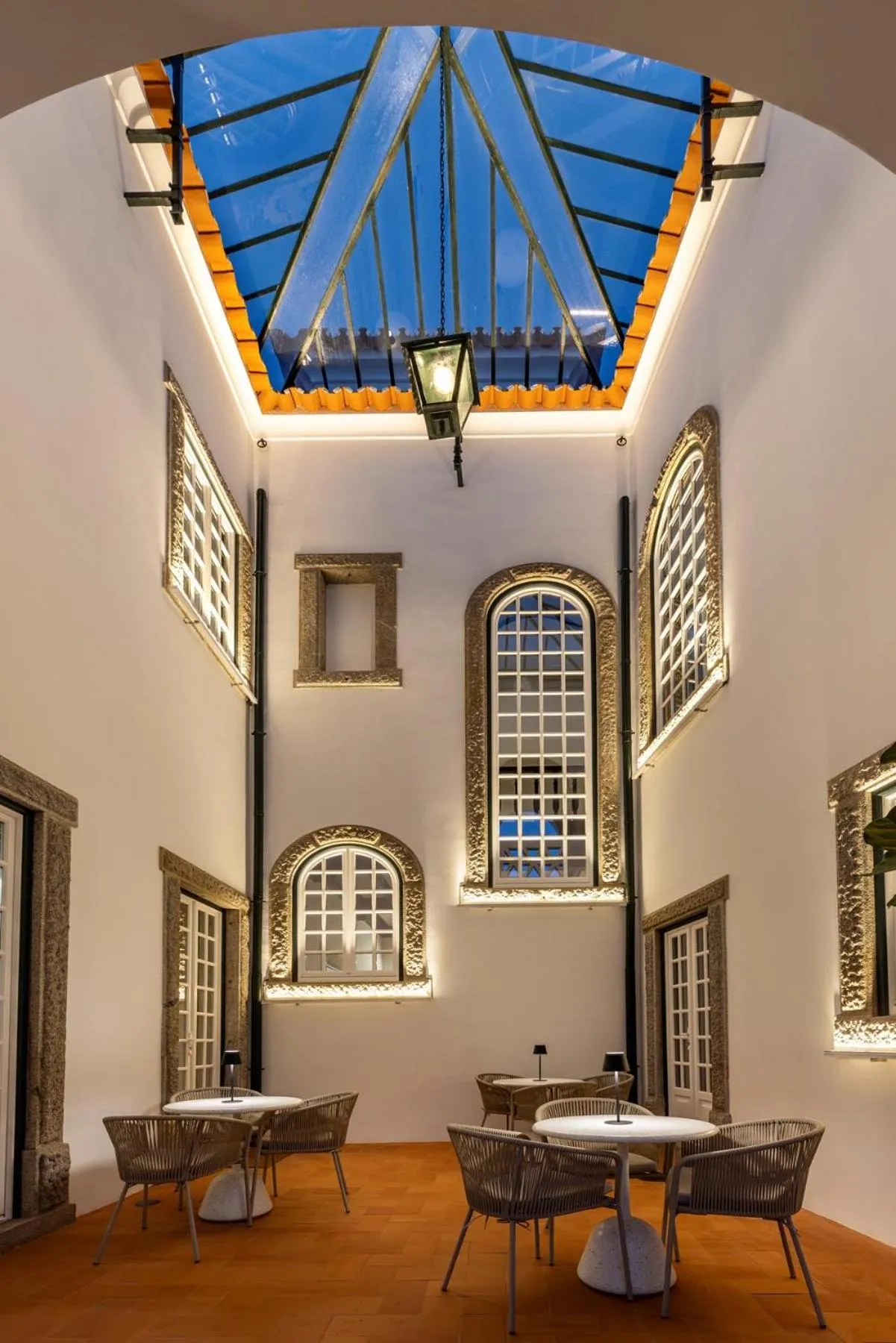 Restaurant/places to eat in CICIOSO boutique hotel