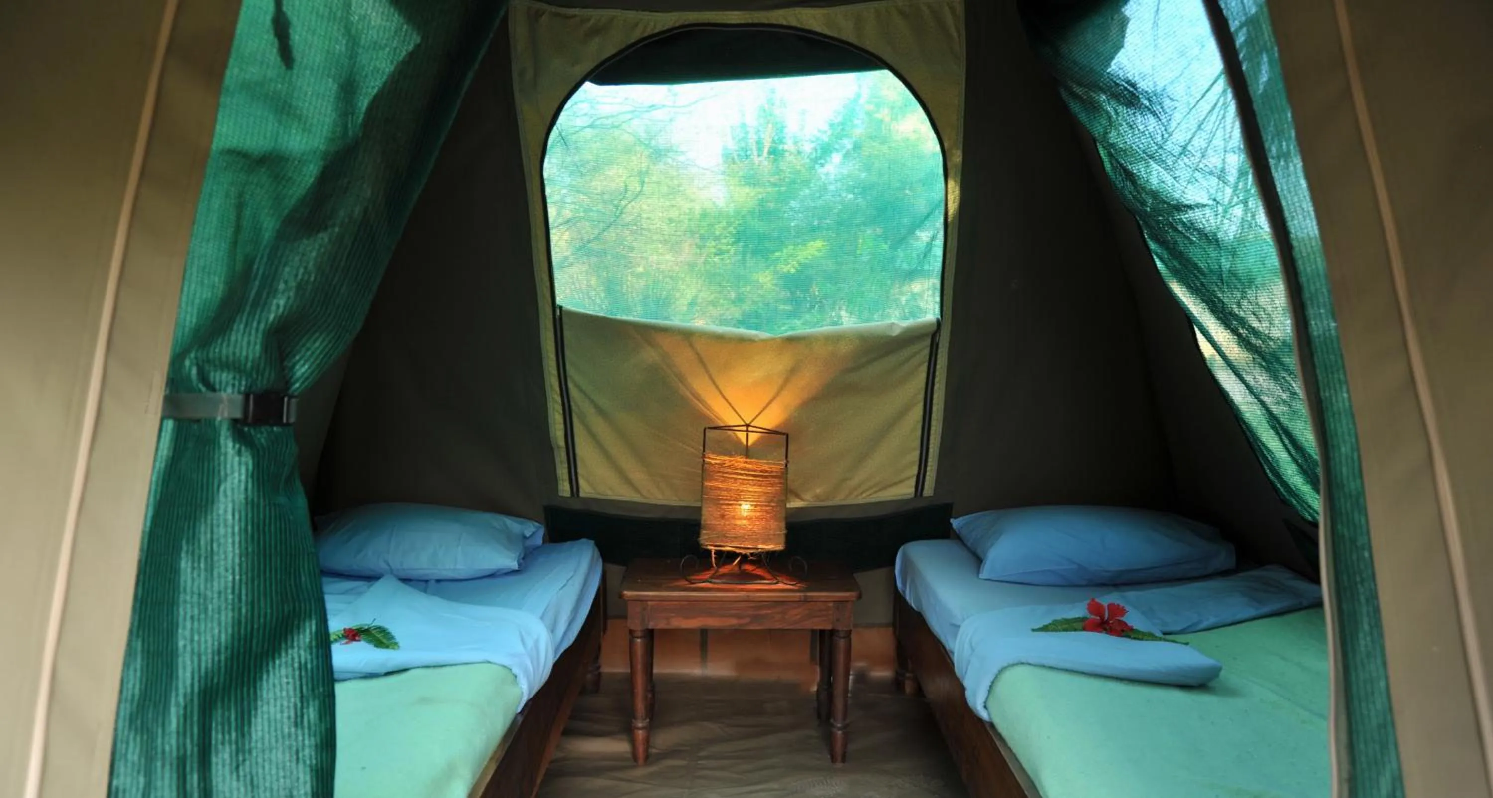 Photo of the whole room, Bed in The Victoria Falls Waterfront