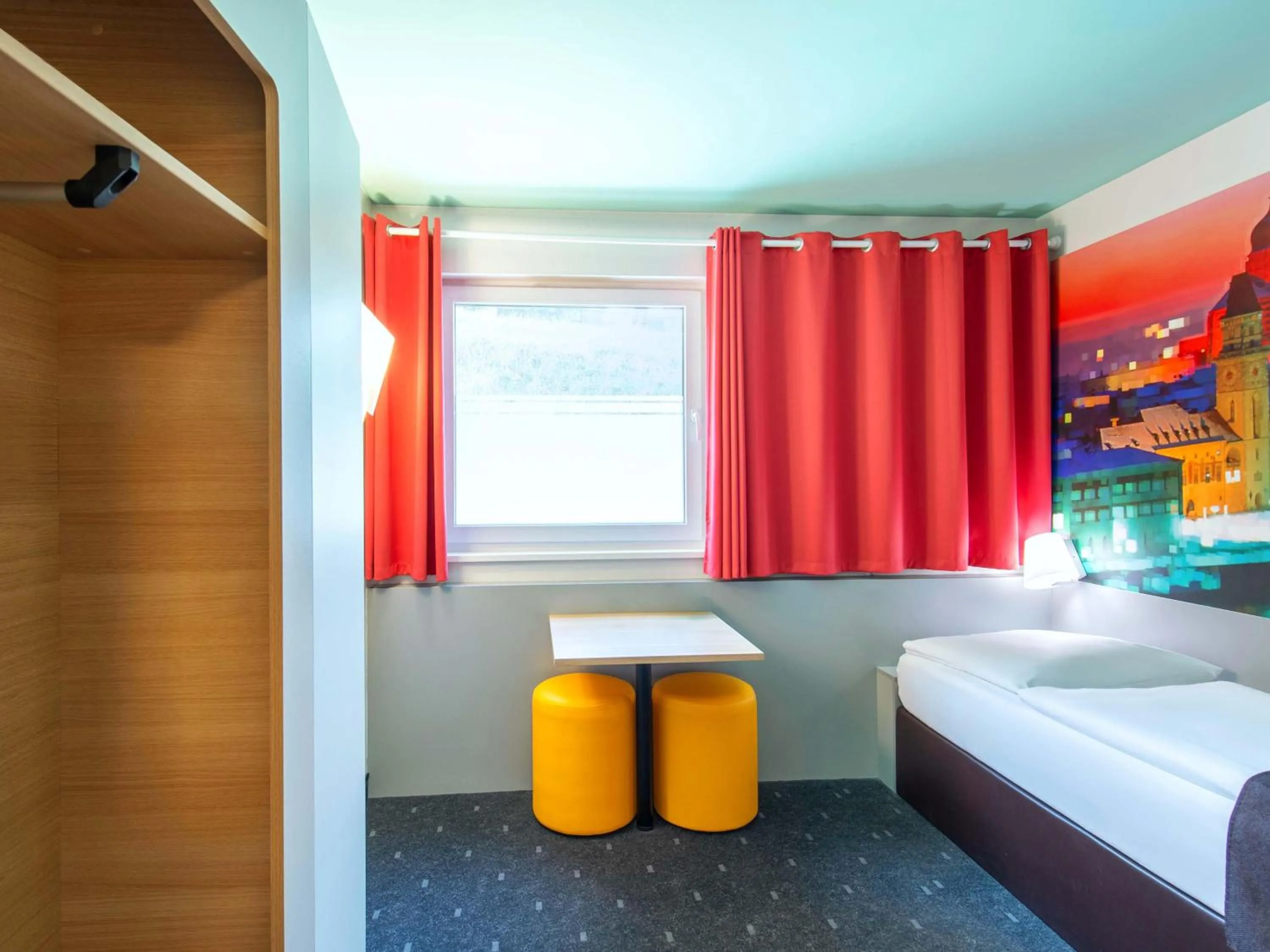 Photo of the whole room, Bed in B&B Hotel Passau