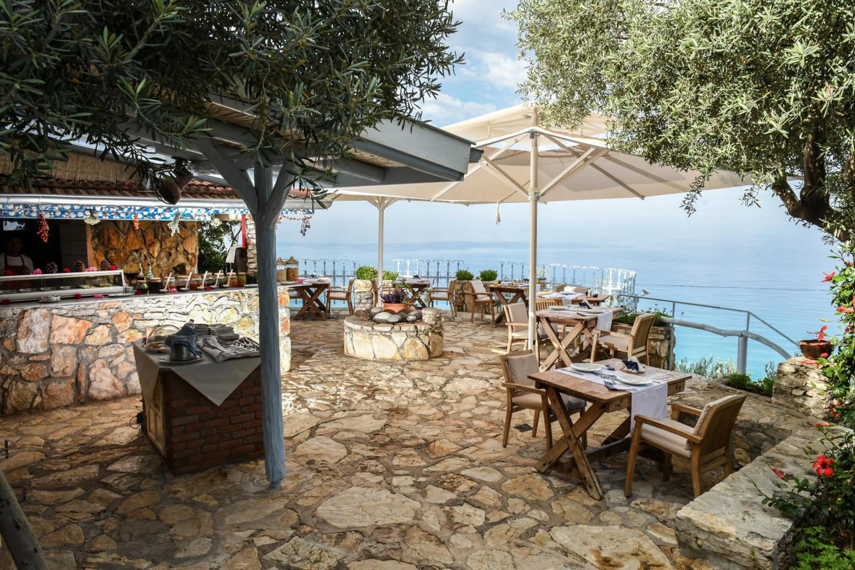 Restaurant/places to eat in Beyaz Yunus Hotel - Adult Only