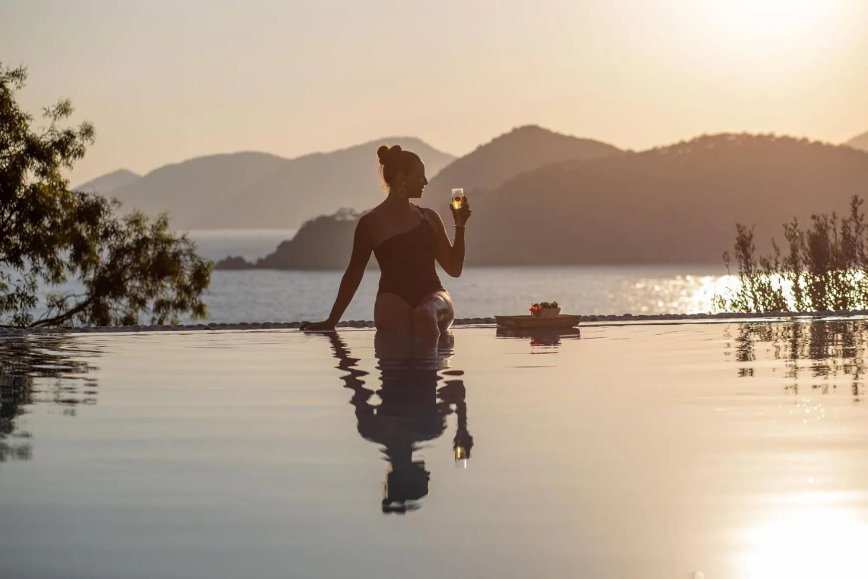 Swimming pool in Beyaz Yunus Hotel - Adult Only