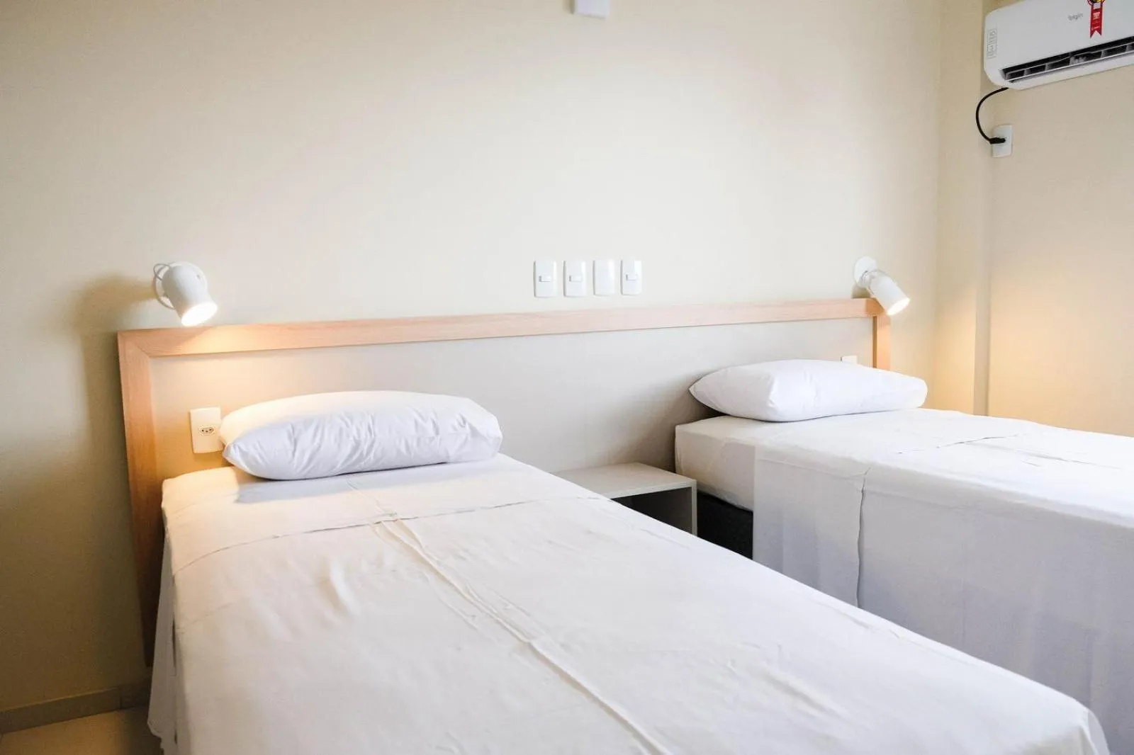 Bedroom, Bed in Klein Ville Marquês