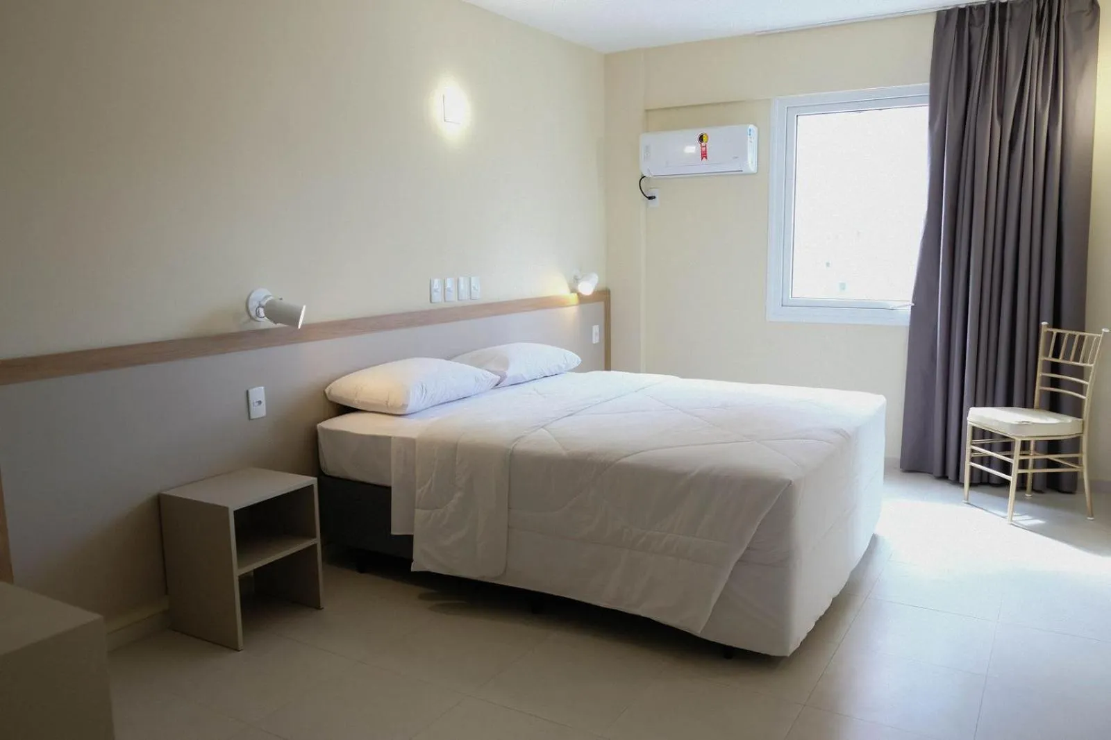 Bedroom, Bed in Klein Ville Marquês