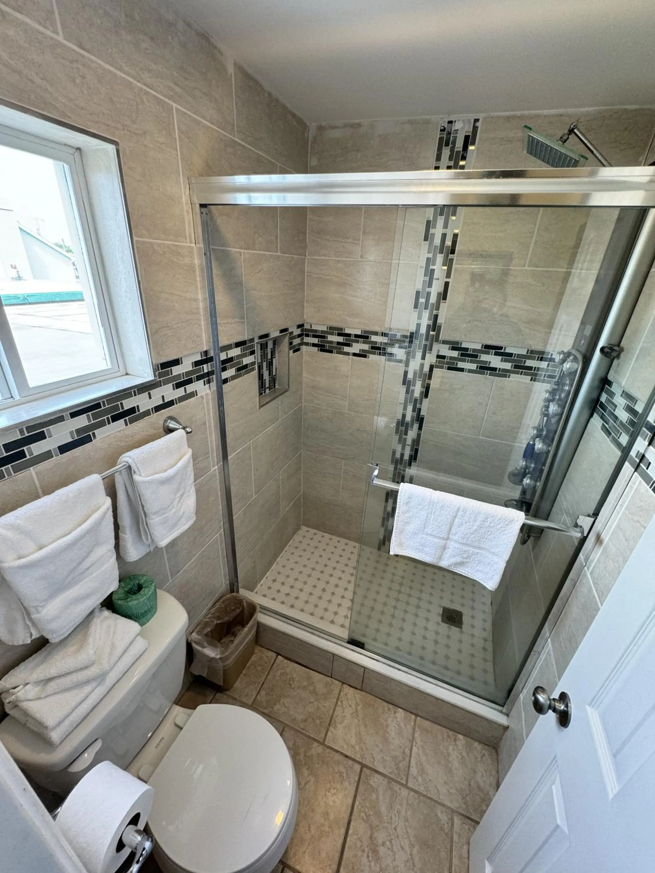 Bathroom in Sunset Beach Hotel