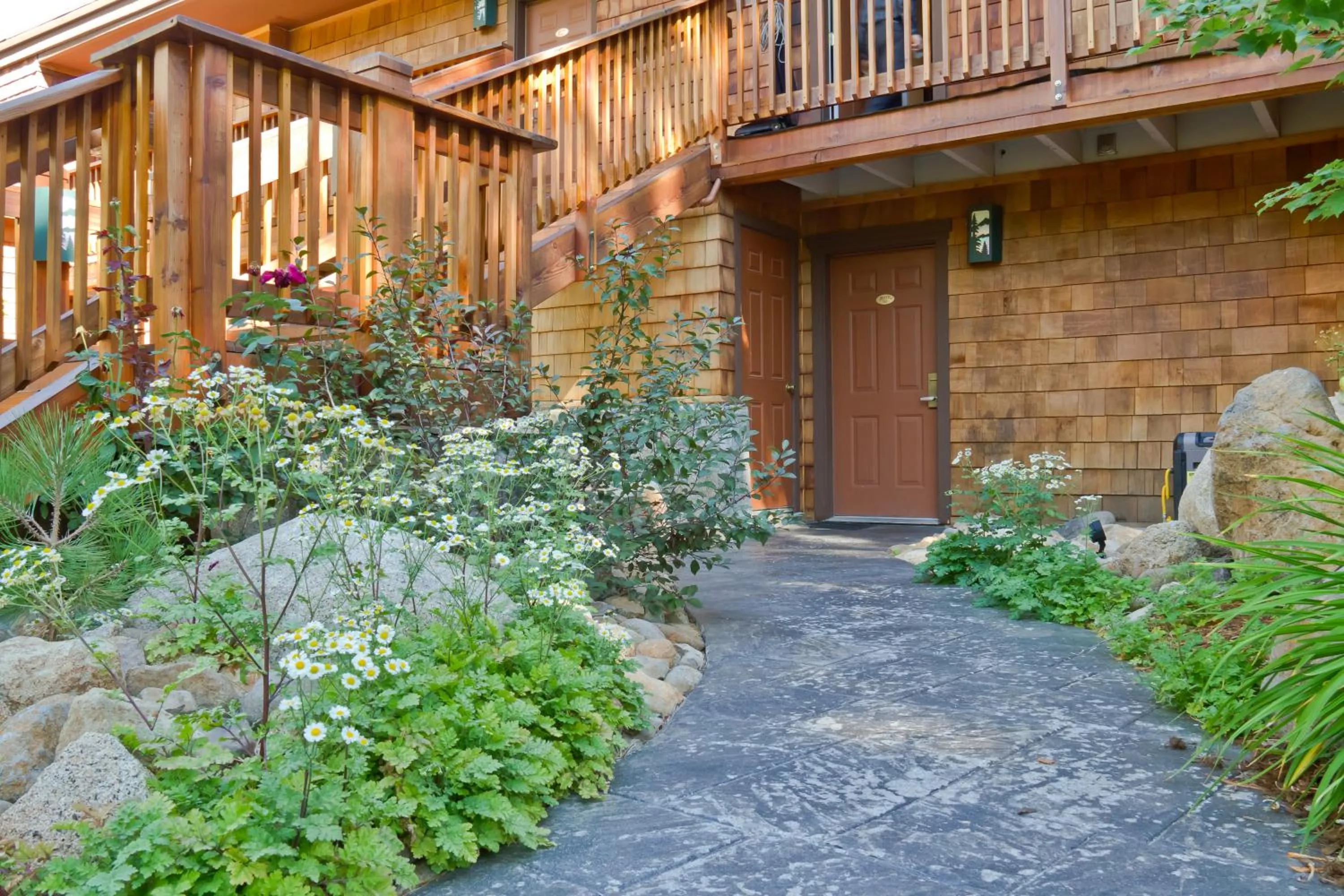 Studio Lodge Downstairs Condo in North Lake Lodges & Villas