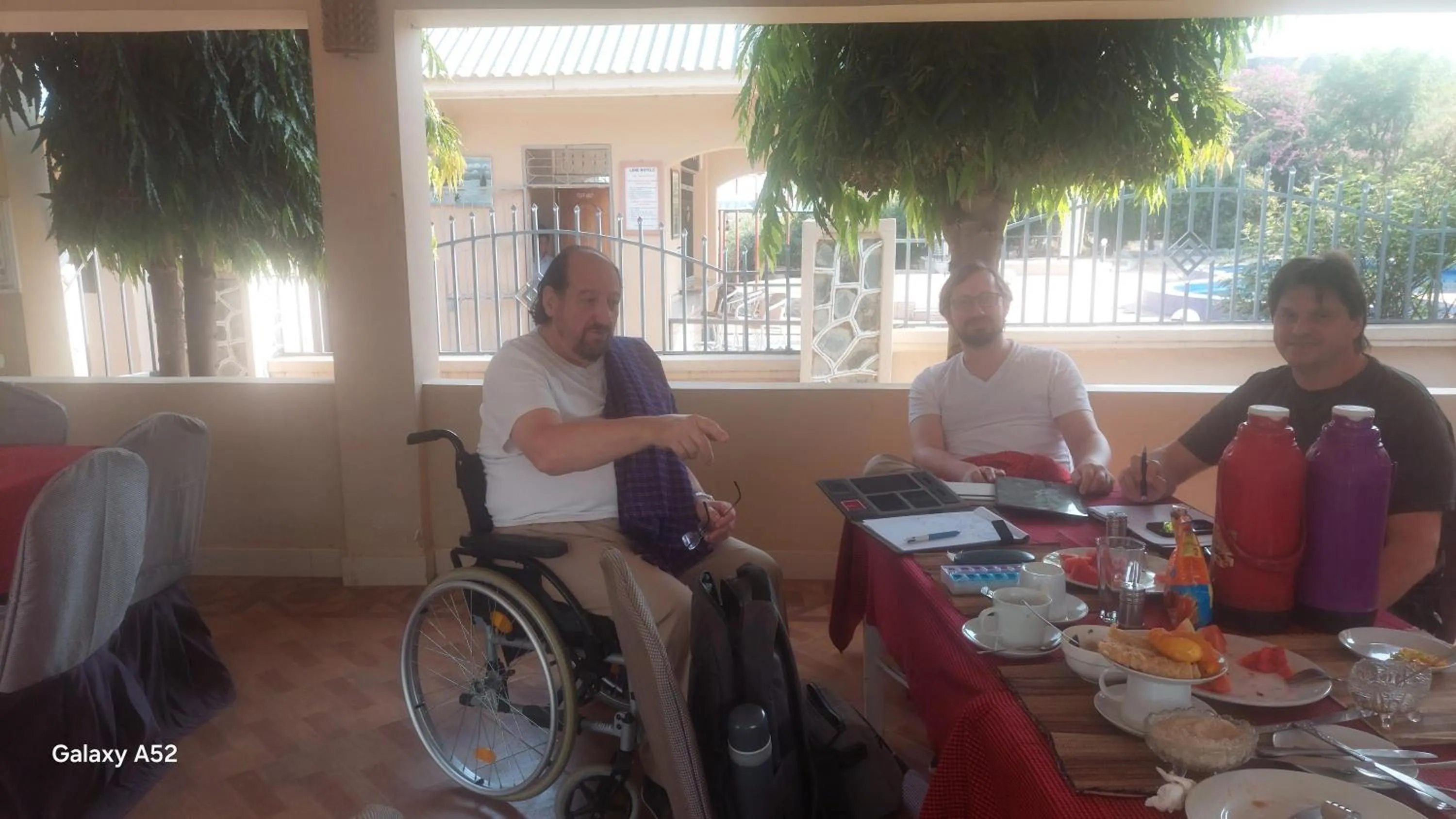 Restaurant/places to eat in The Lahe Hotels